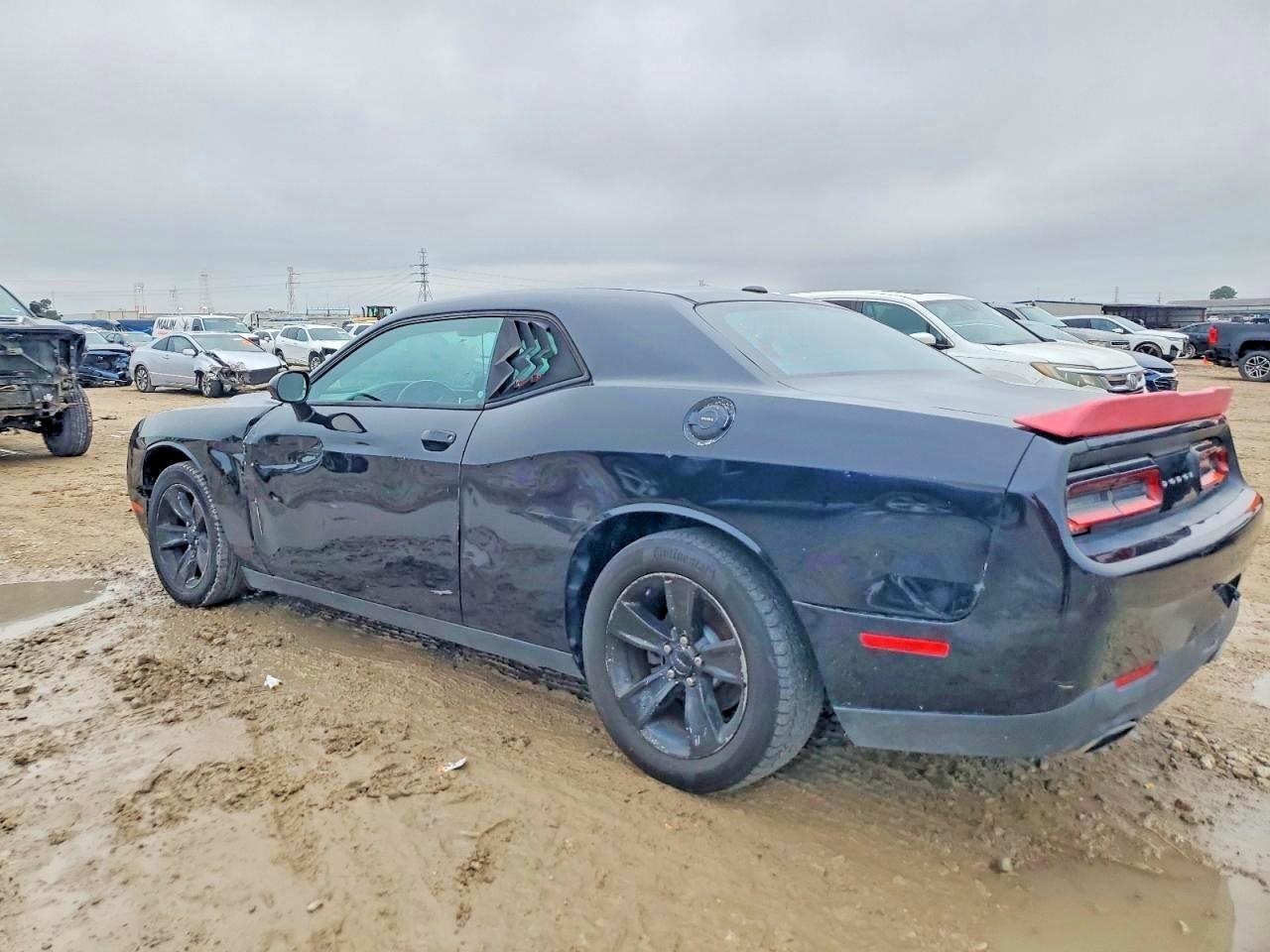 2016 Dodge Challenger Sxt - zdjęcie 2