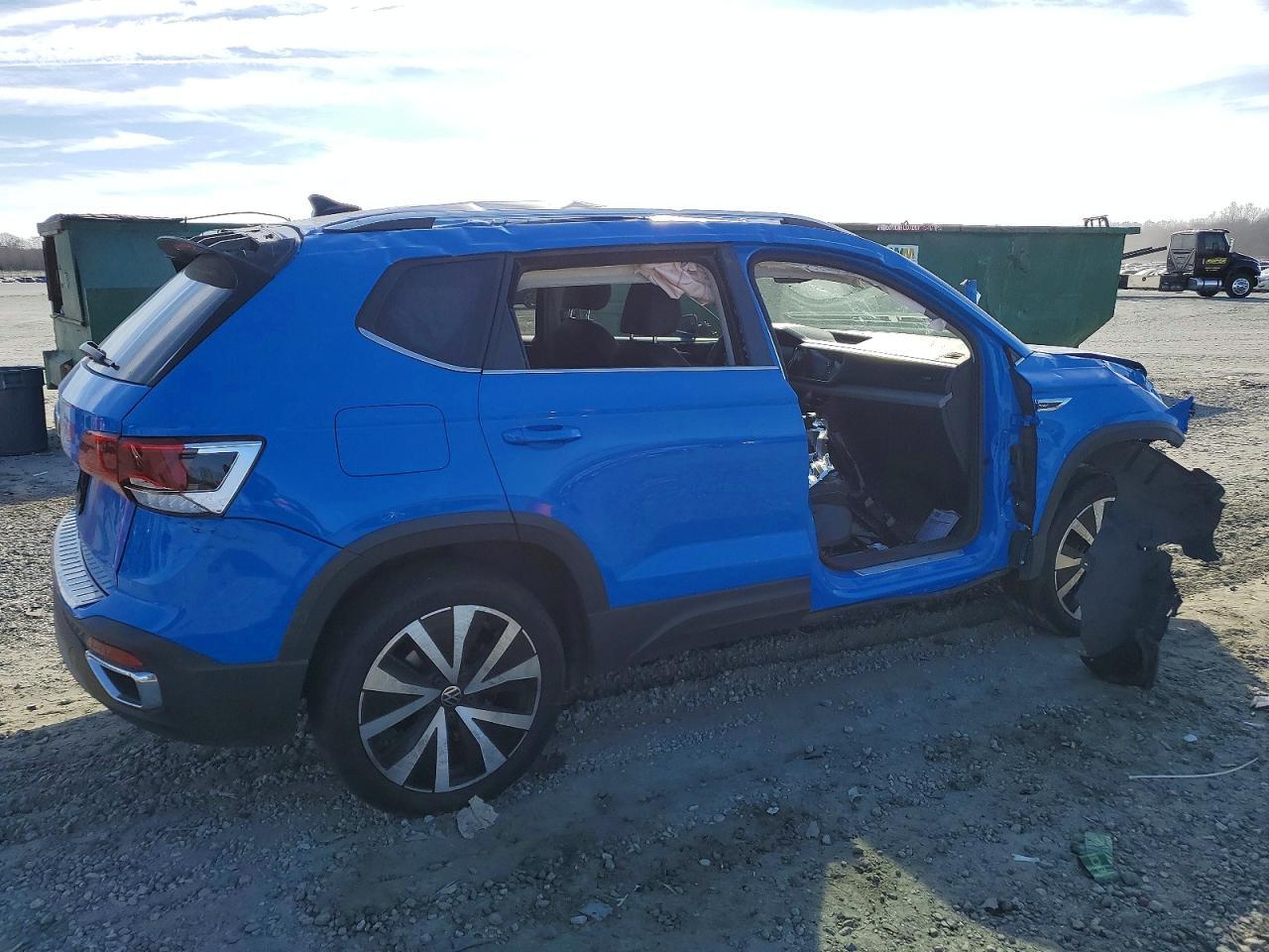 2023 Volkswagen Taos Se - zdjęcie 3