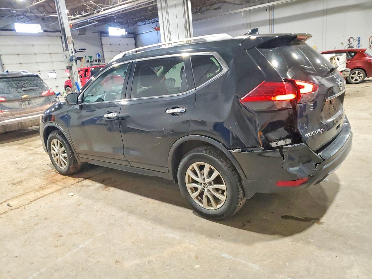 2017 Nissan Rogue Sv - zdjęcie 2