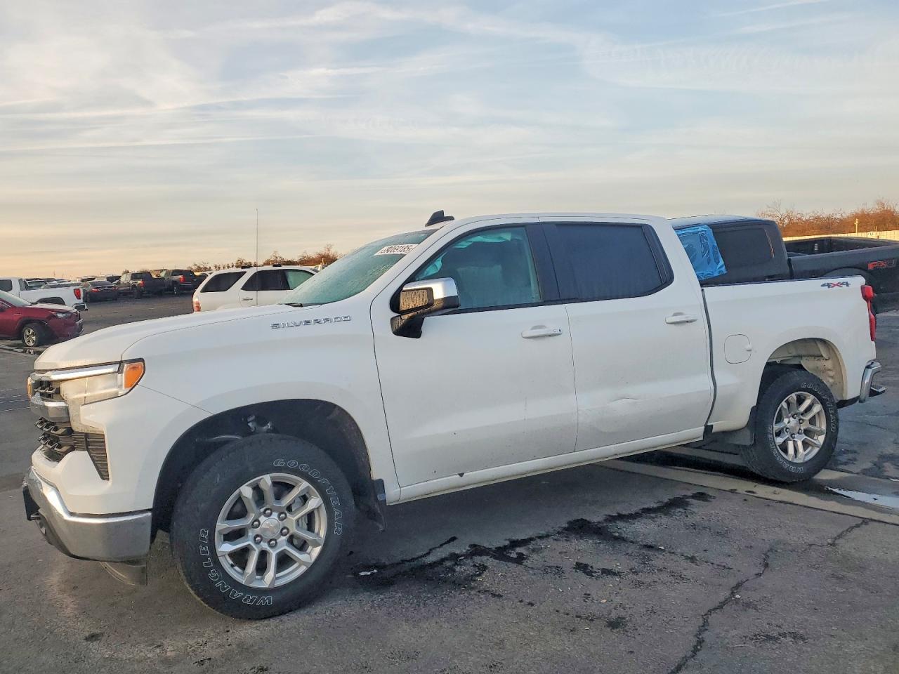 2025 Chevrolet Silverado K1500 Lt - zdjęcie główne