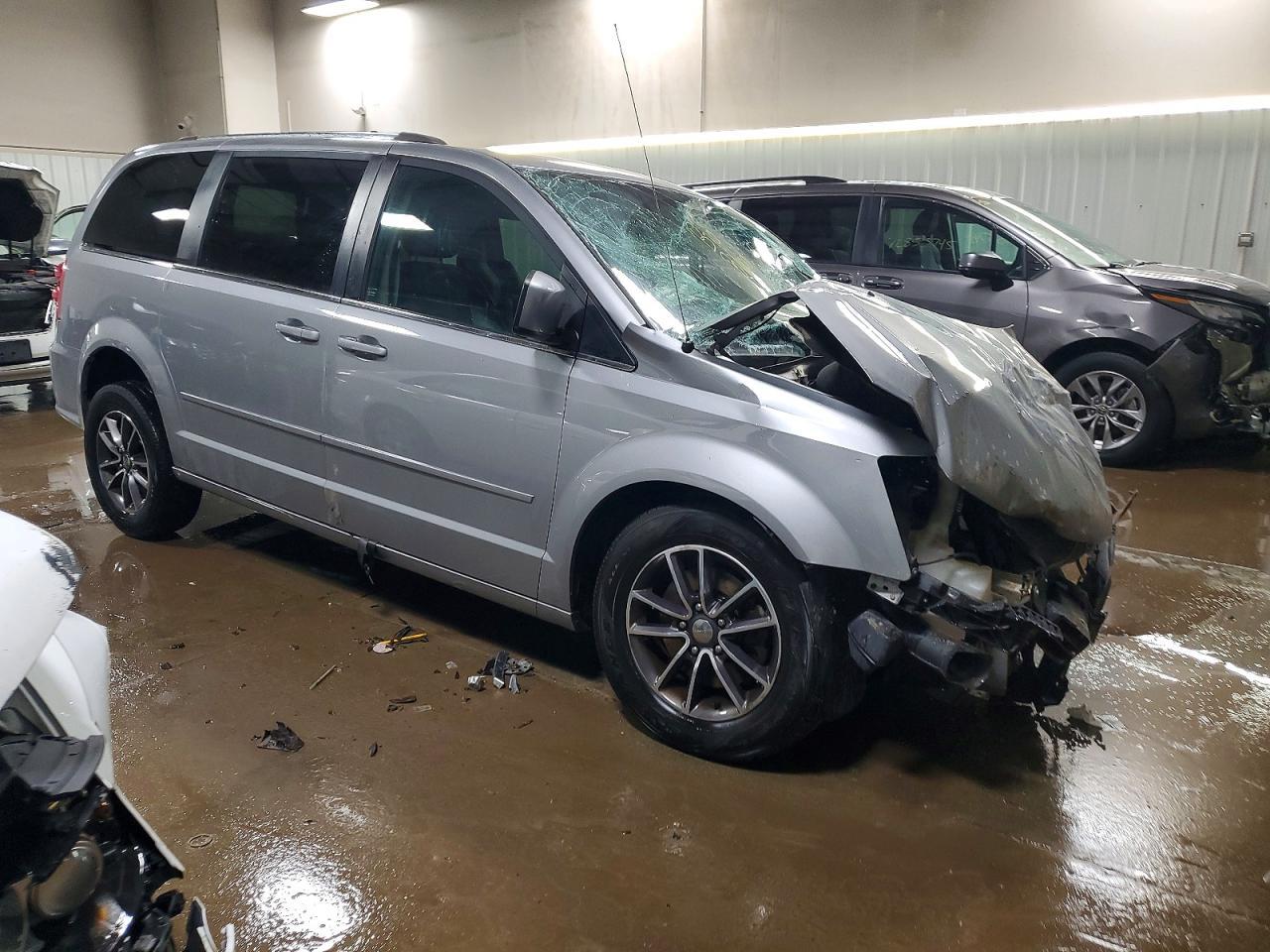 2016 Dodge Grand Caravan Sxt - zdjęcie 4