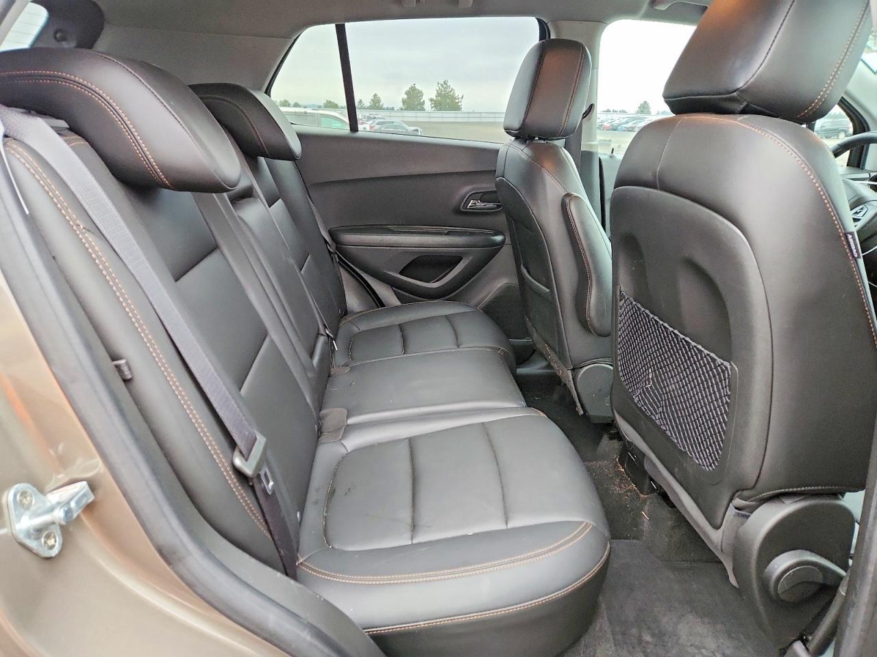 2021 Chevrolet Trax 1Lt - zdjęcie 10