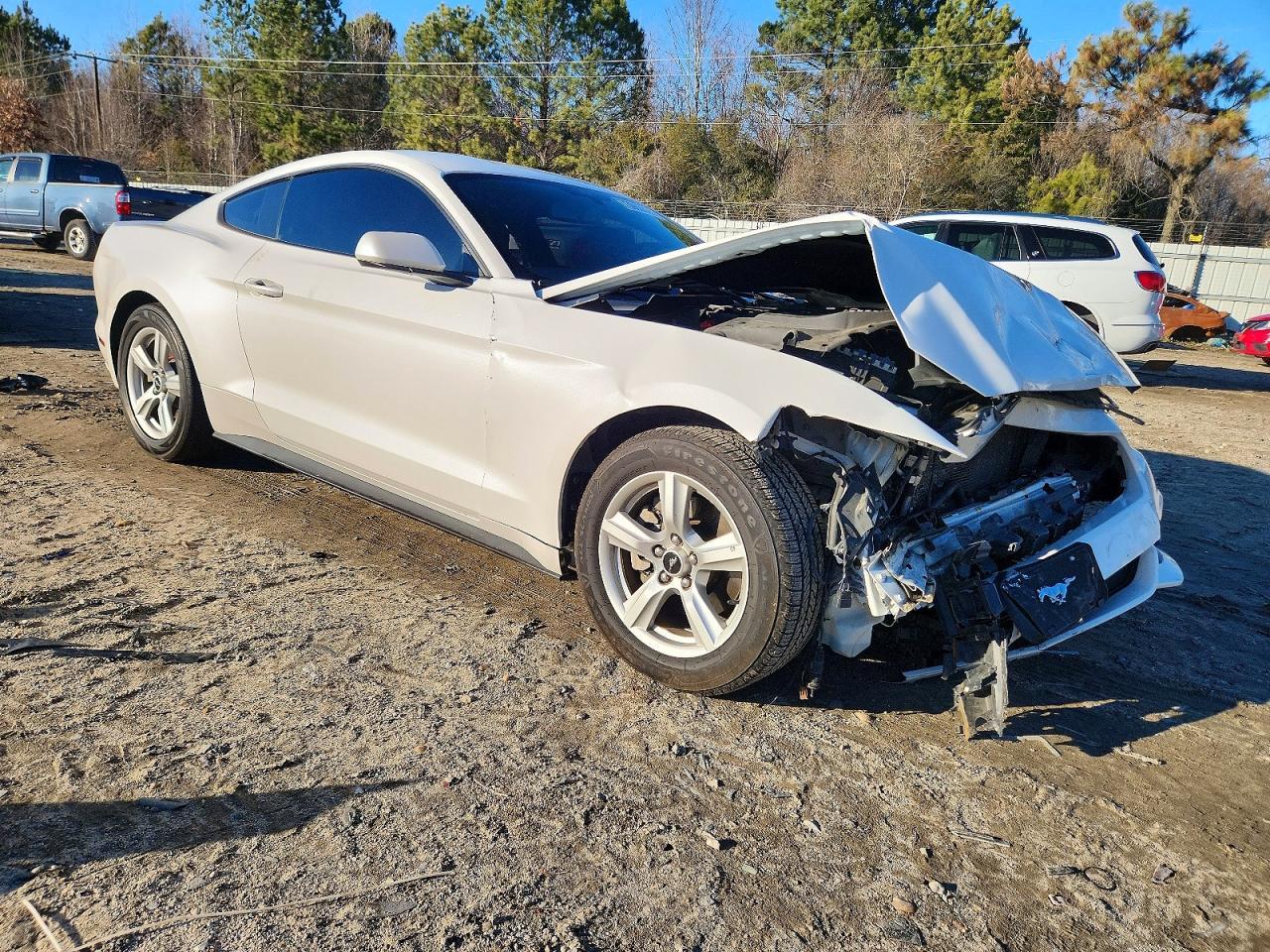 2017 Ford Mustang - zdjęcie 4
