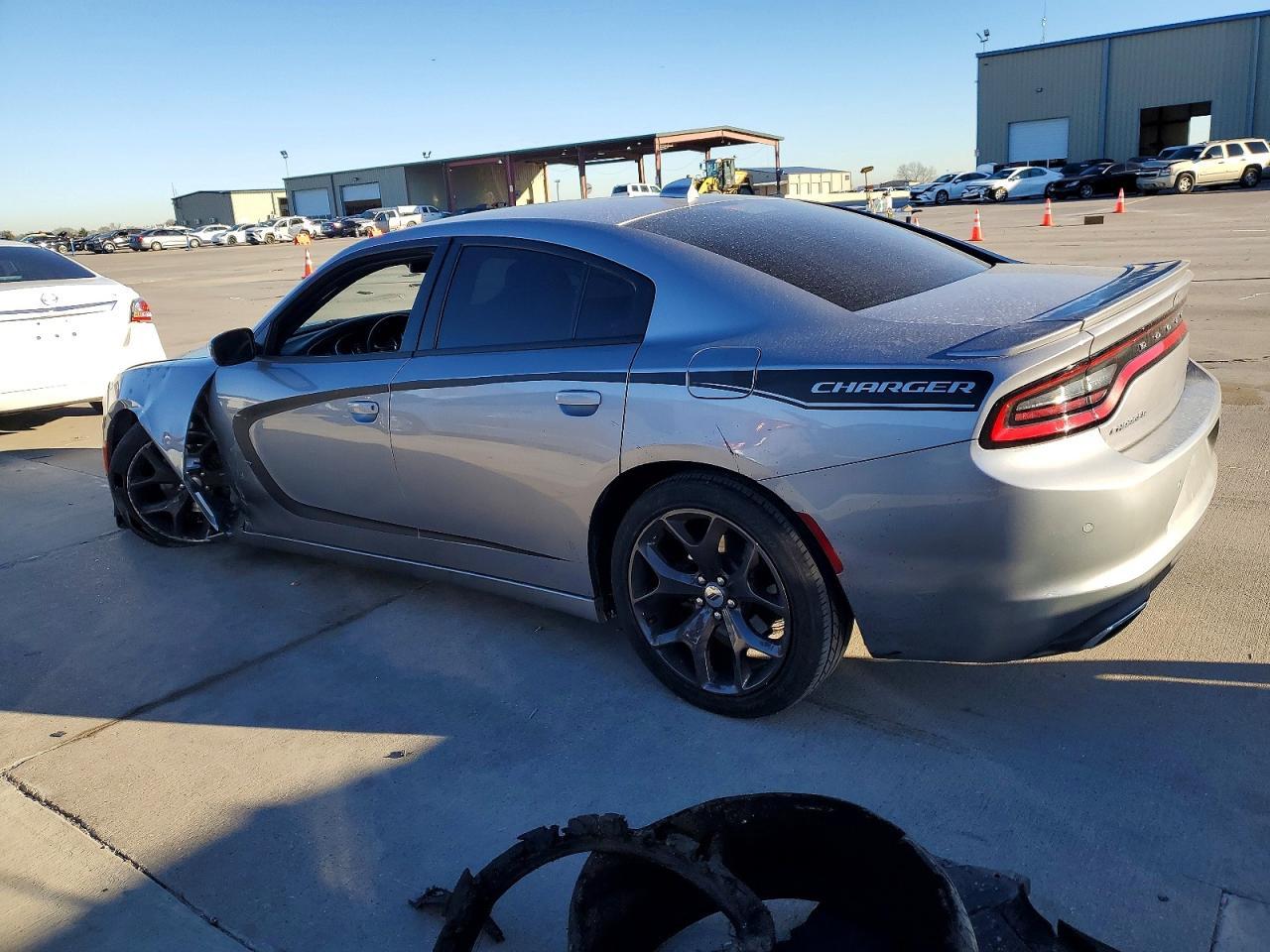 2017 Dodge Charger R/T - zdjęcie 2