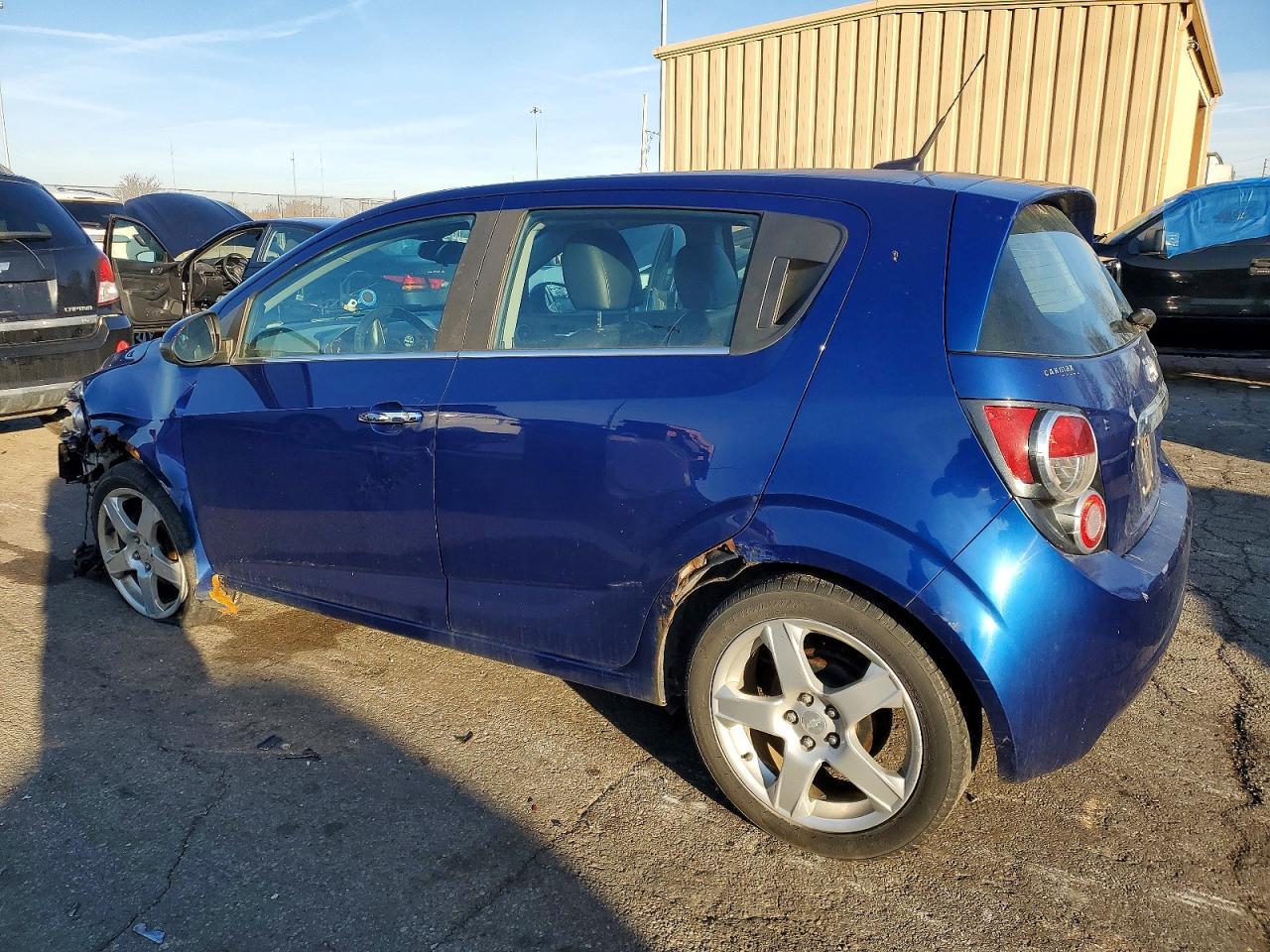 2013 Chevrolet Sonic Ltz - zdjęcie 2