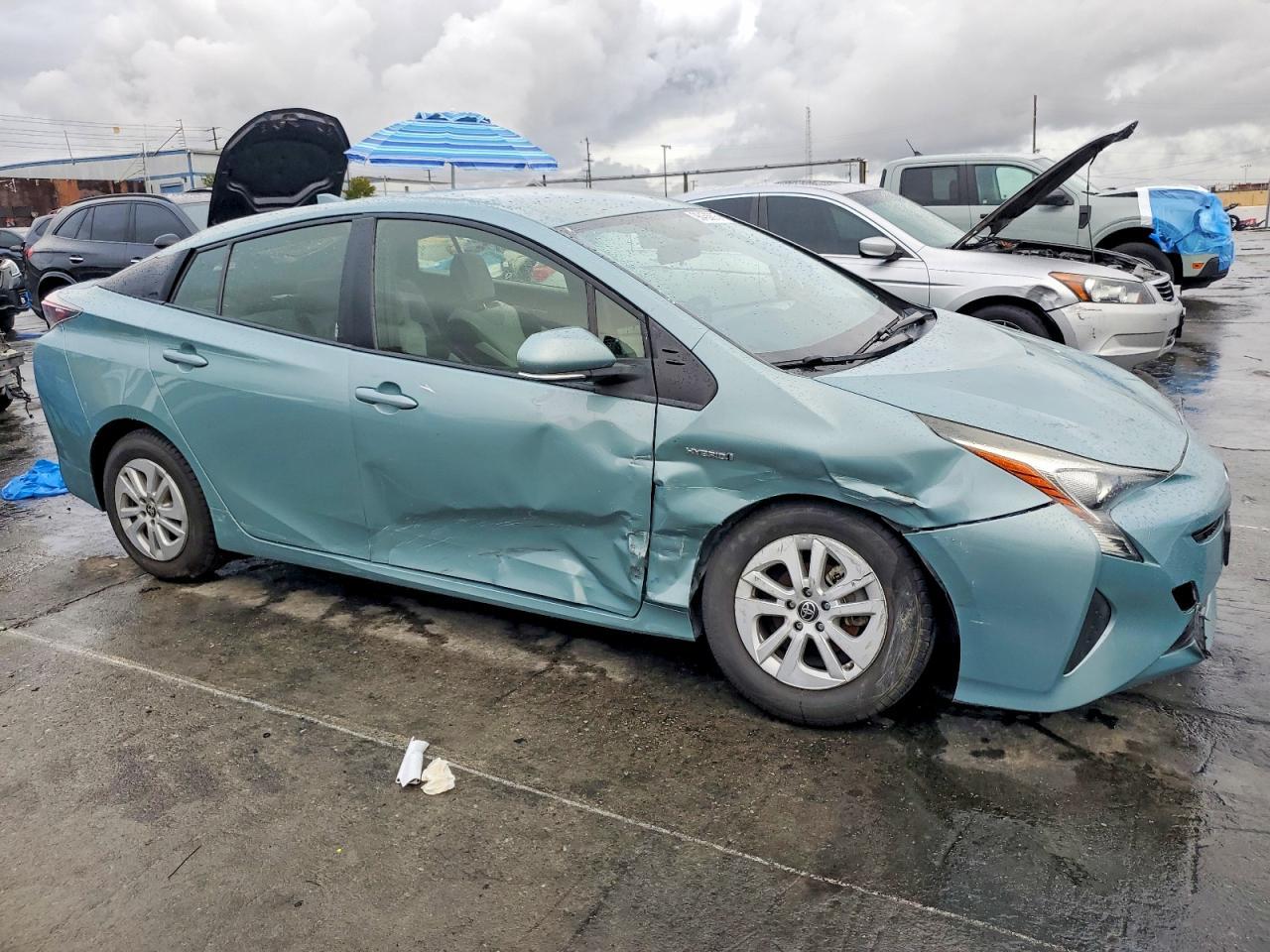 2016 Toyota Prius - zdjęcie 4