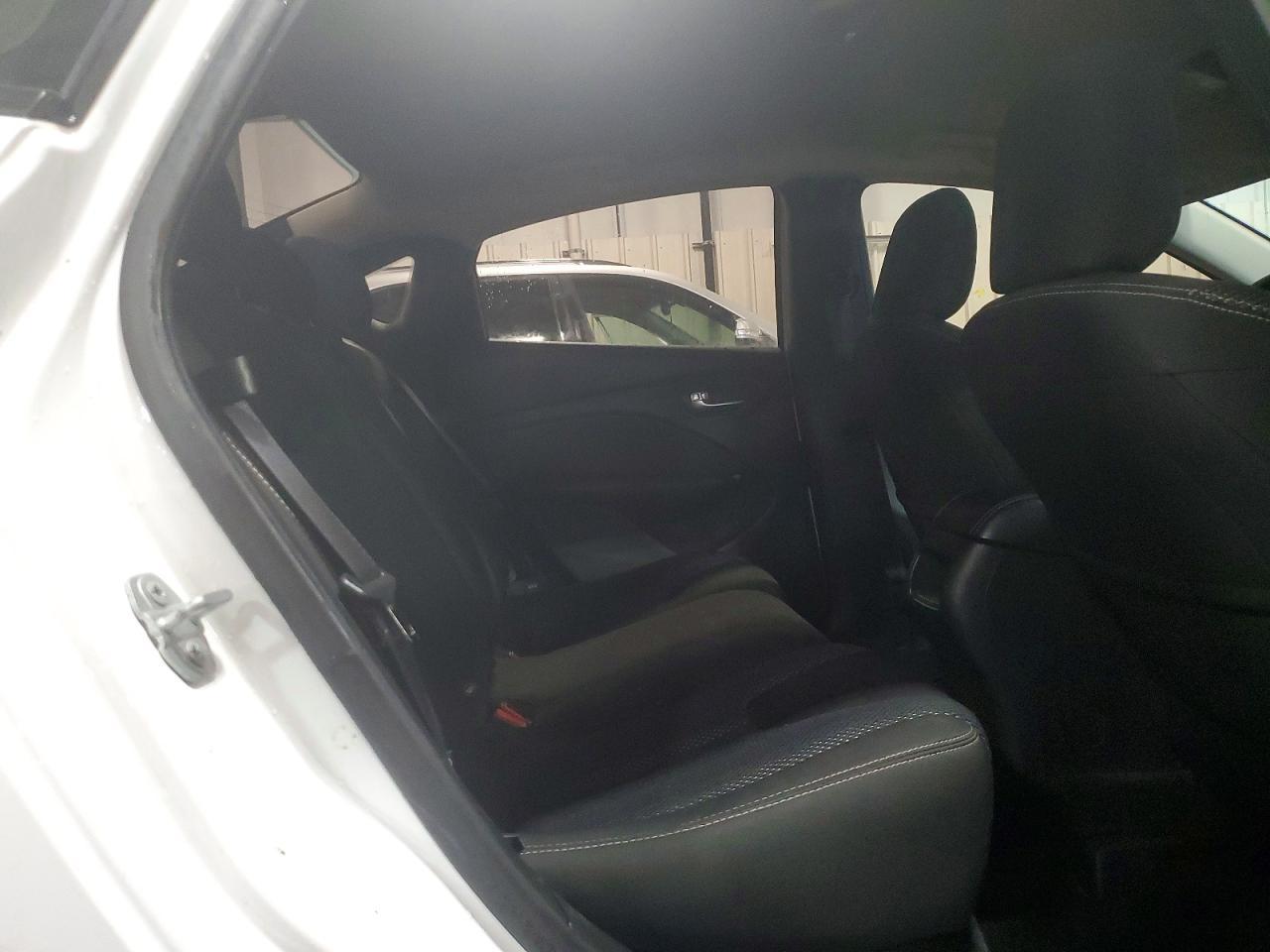 2015 Dodge Dart Sxt - zdjęcie 10