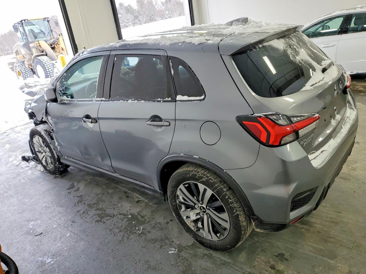2021 Mitsubishi Outlander Sport Es - zdjęcie 2