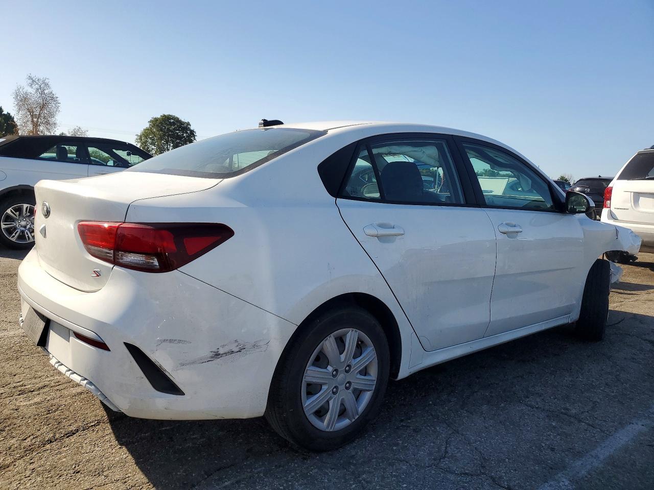 2021 Kia Rio Lx - zdjęcie 3