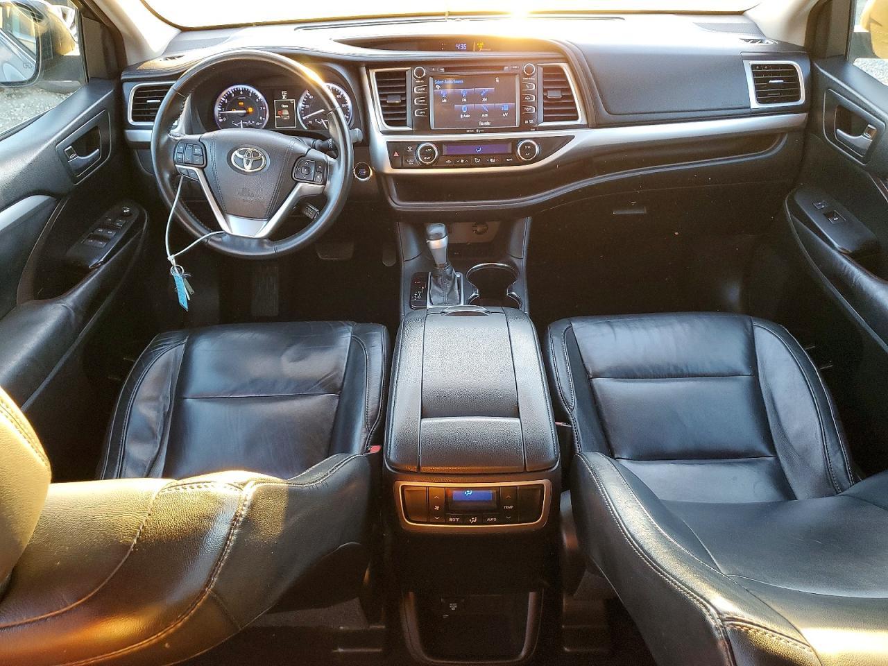 2015 Toyota Highlander Xle - zdjęcie 8