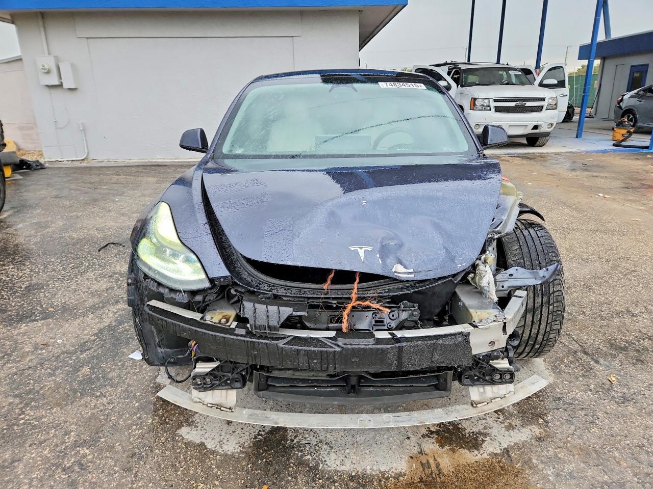 2022 Tesla Model 3 - zdjęcie 5