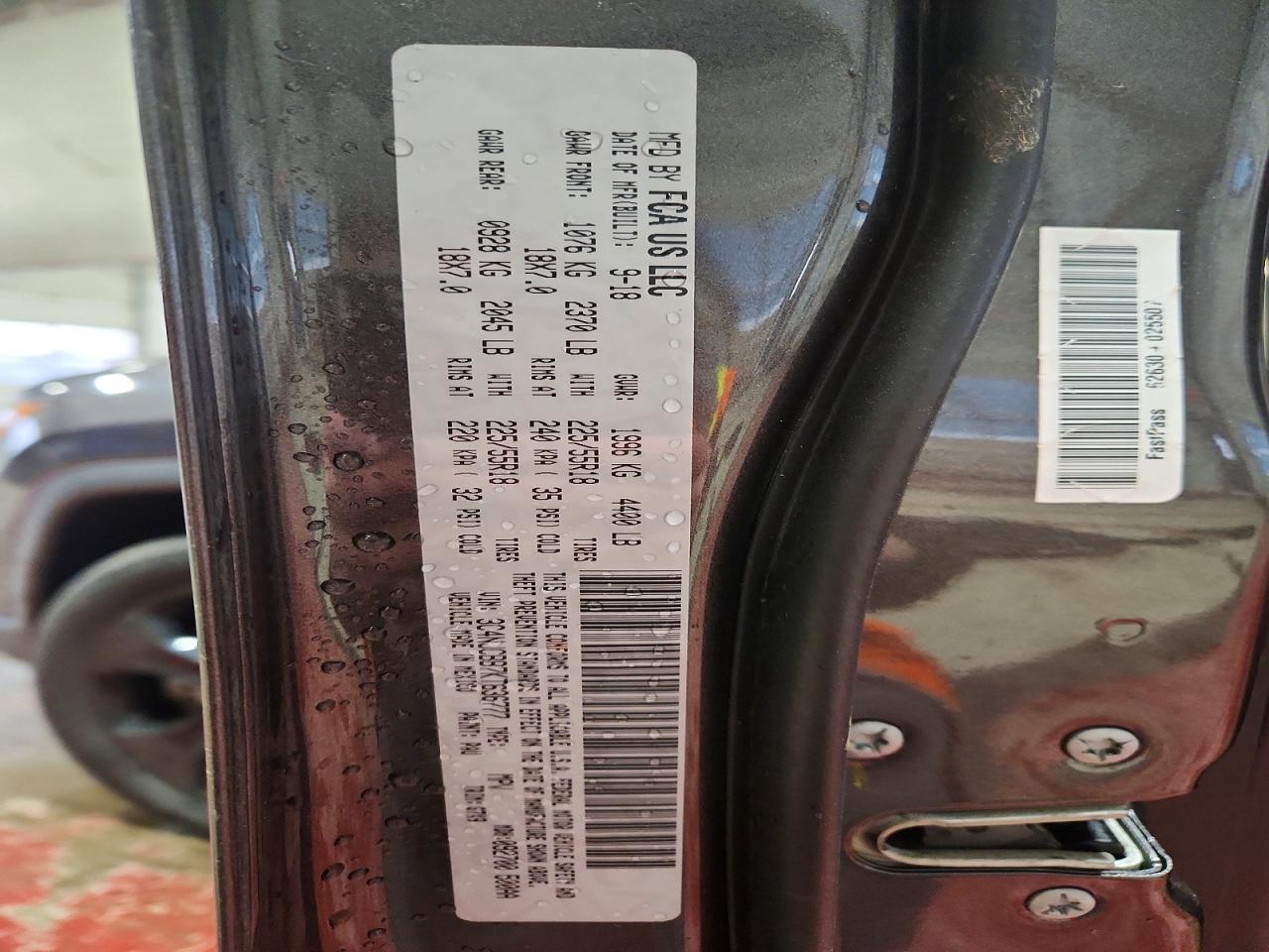 2019 Jeep Compass Latitude - zdjęcie 13