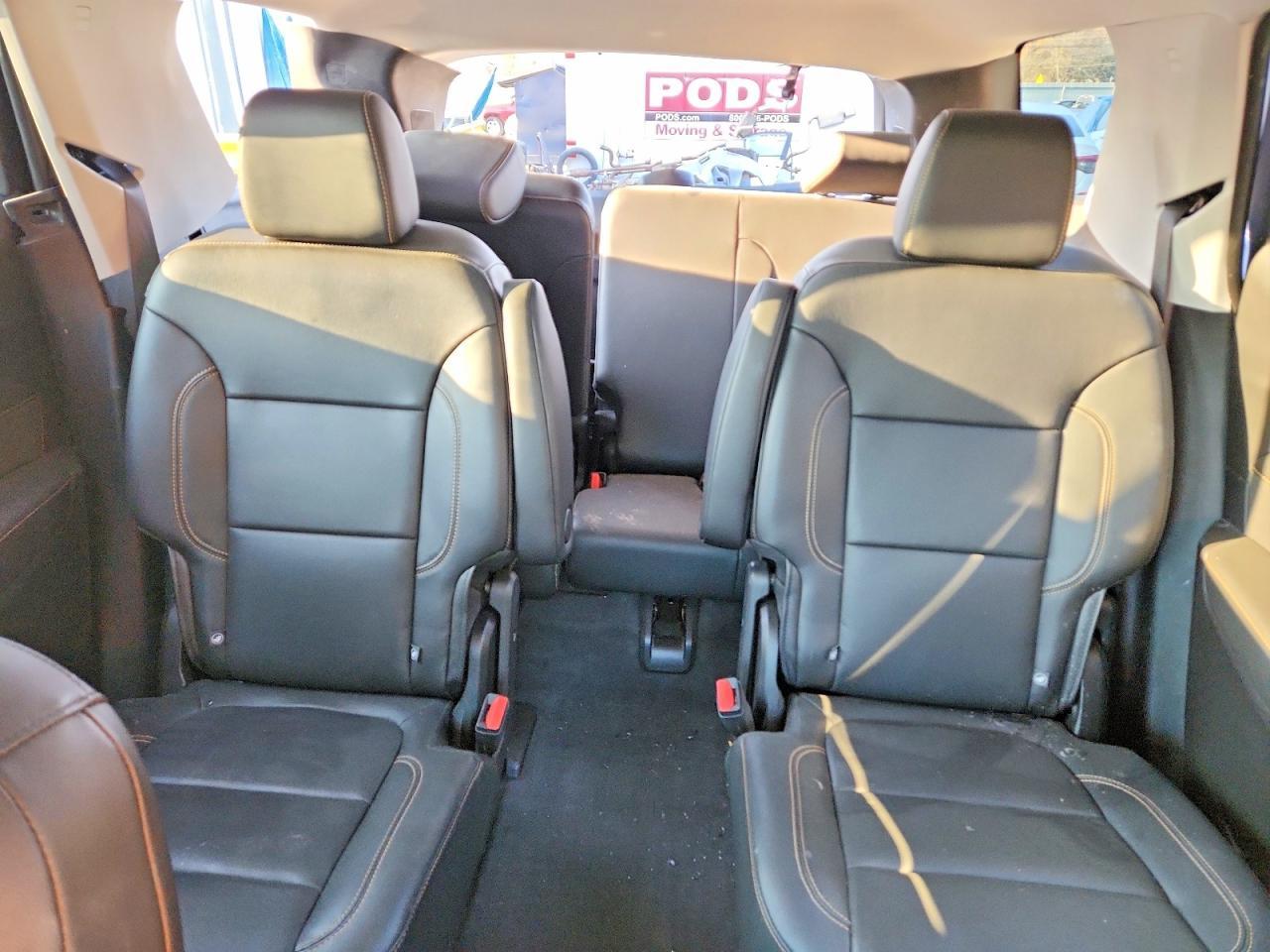 2020 Chevrolet Traverse Premier - zdjęcie 10