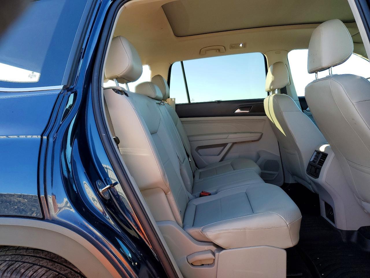 2022 Volkswagen Atlas Se - zdjęcie 11