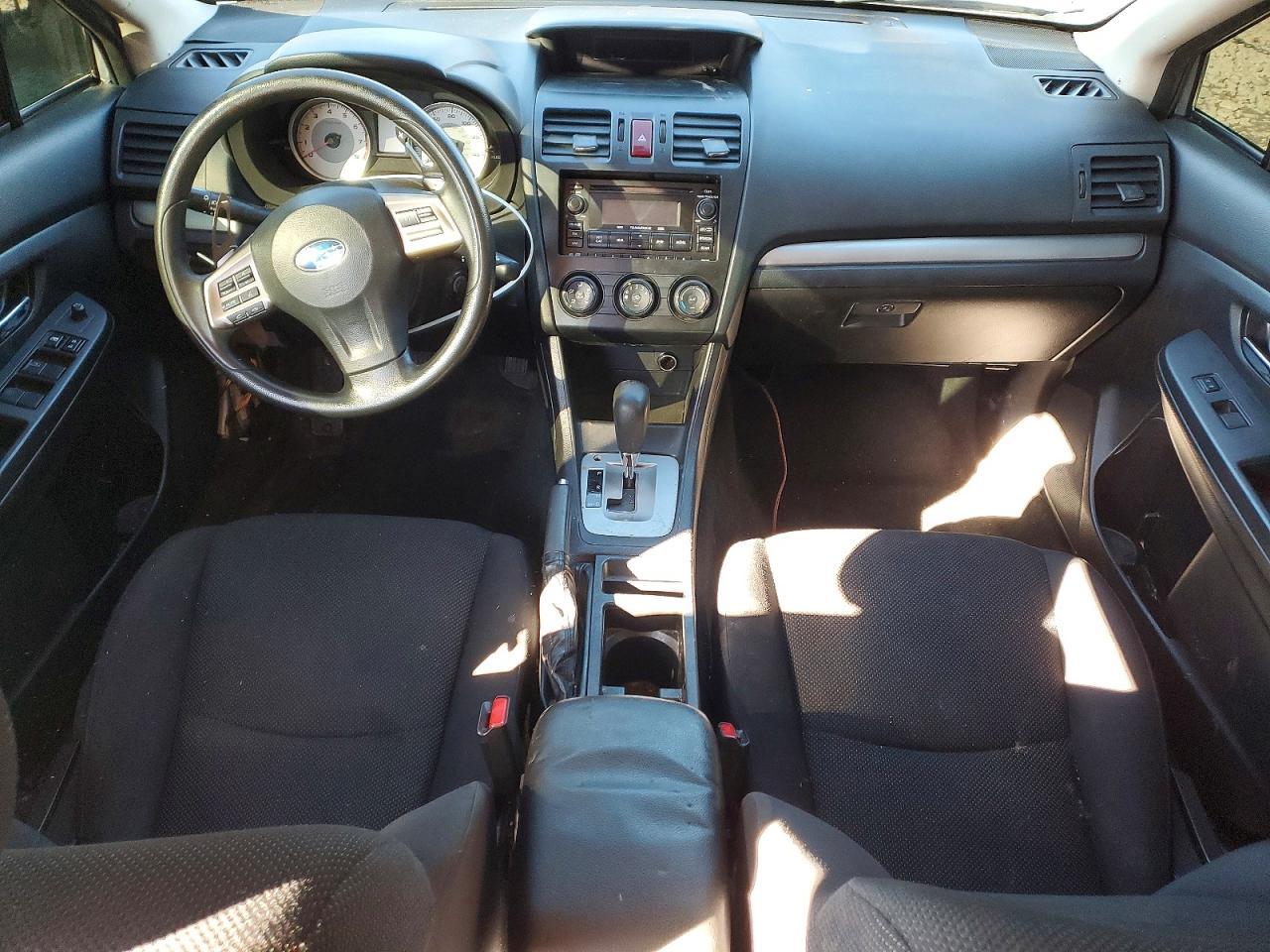 2014 Subaru Impreza Premium - zdjęcie 8