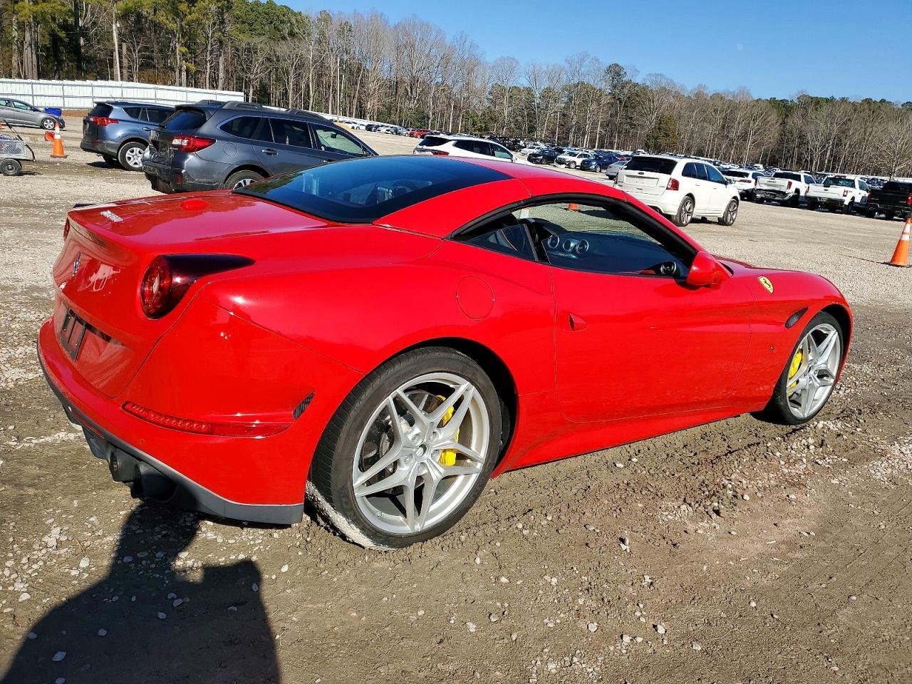 2017 Ferrari California T - zdjęcie 3