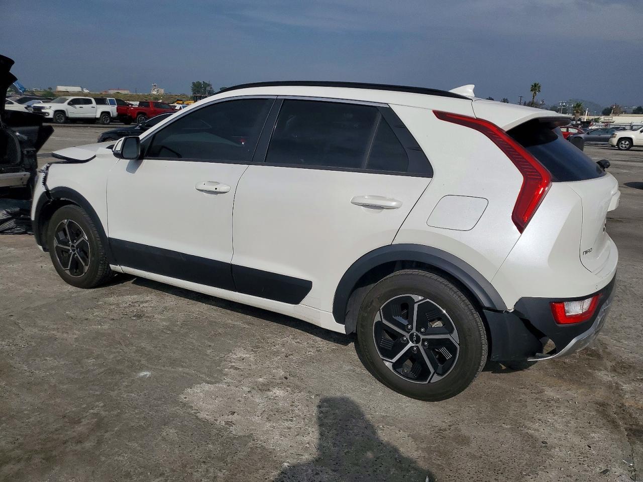 2023 Kia Niro Ex - zdjęcie 2