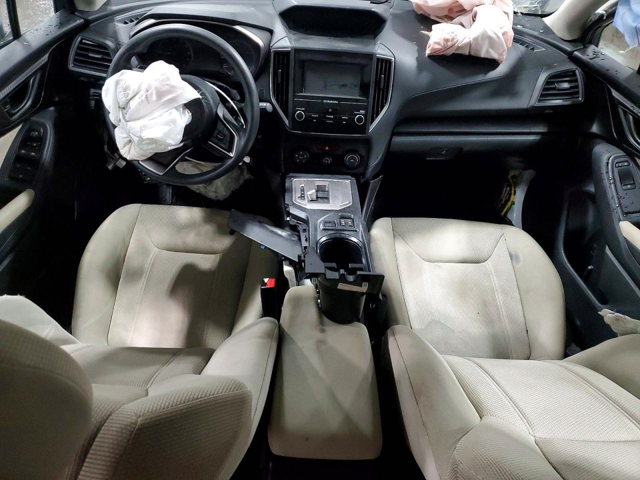 2017 Subaru Impreza Premium - zdjęcie 8