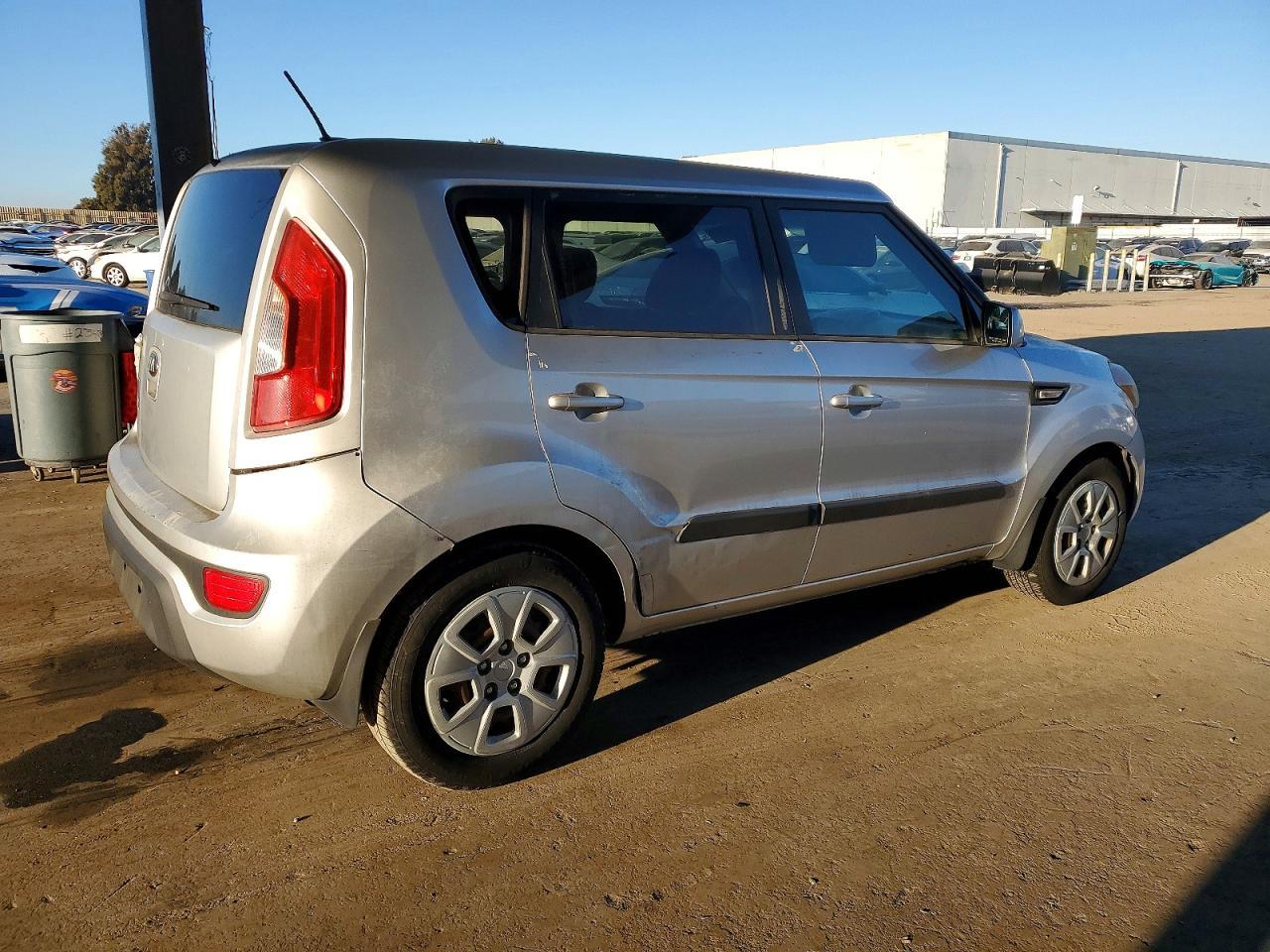 2013 Kia Soul - zdjęcie 3