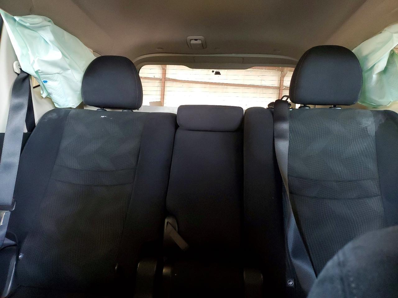 2015 Nissan Rogue Sv - zdjęcie 10