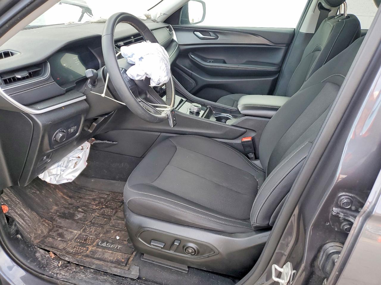 2023 Jeep Grand Cherokee L Laredo - zdjęcie 7