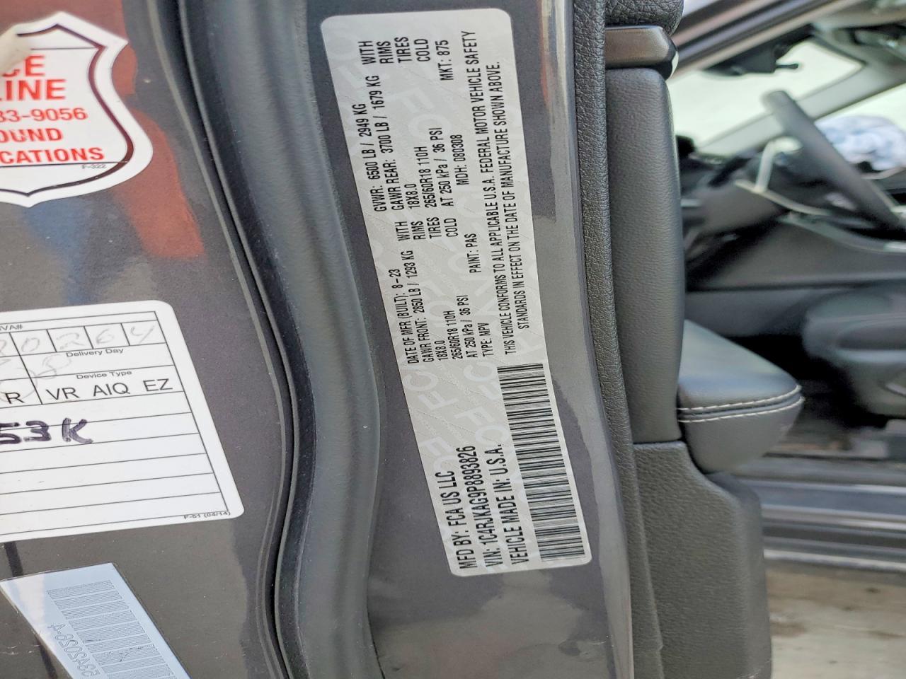 2023 Jeep Grand Cherokee L Laredo - zdjęcie 13