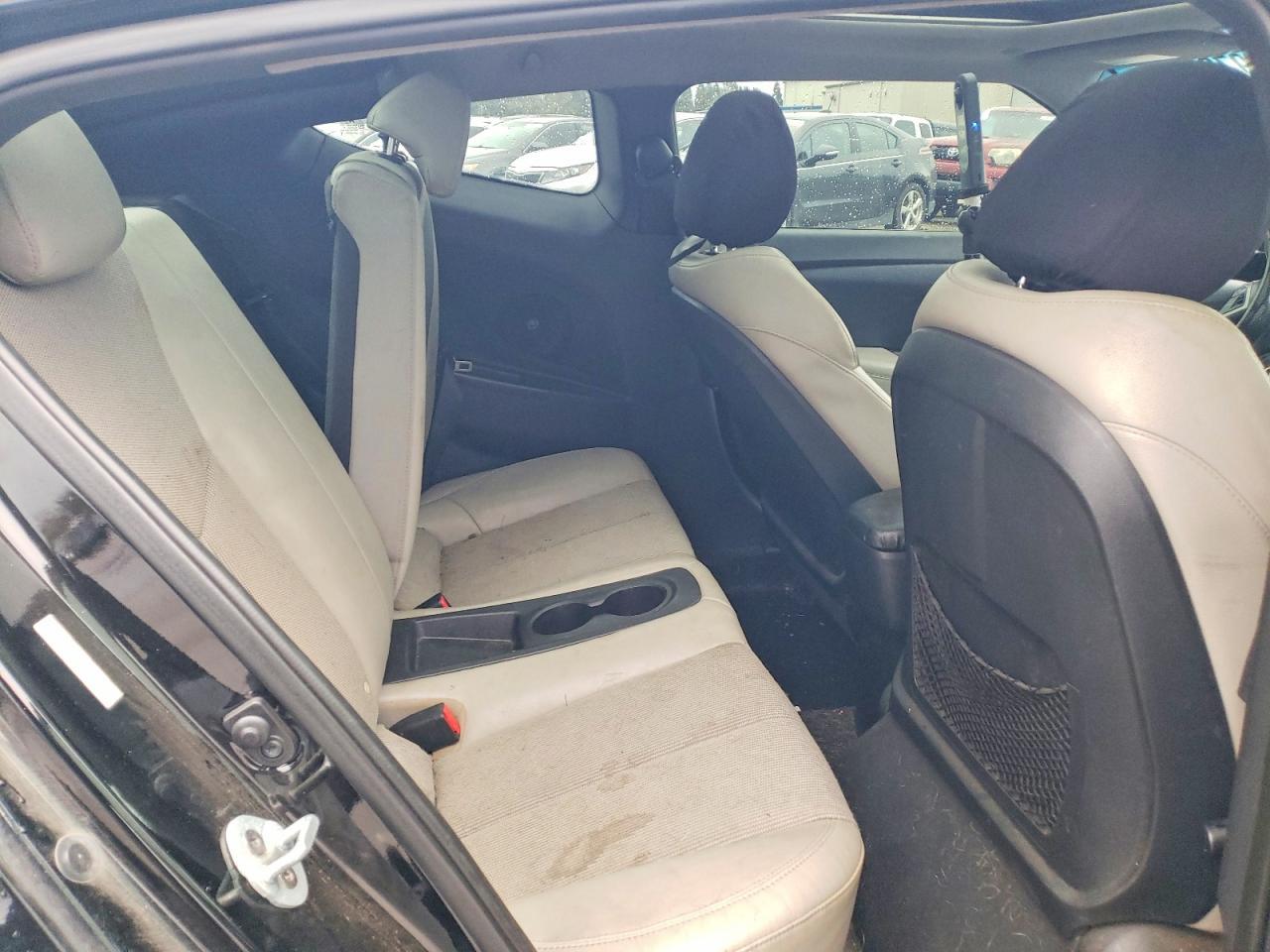 2013 Hyundai Veloster - zdjęcie 10