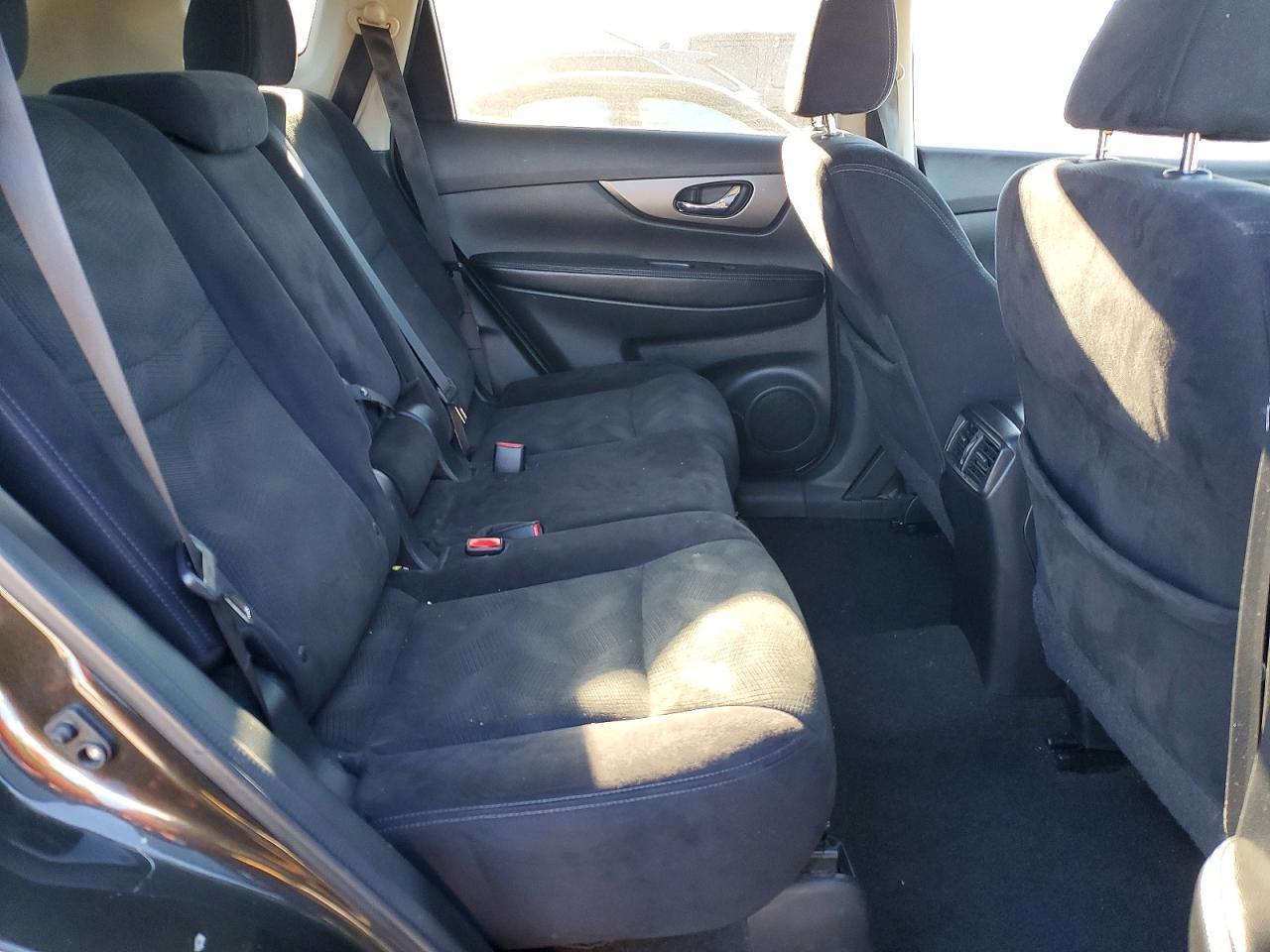 2014 Nissan Rogue S - zdjęcie 11