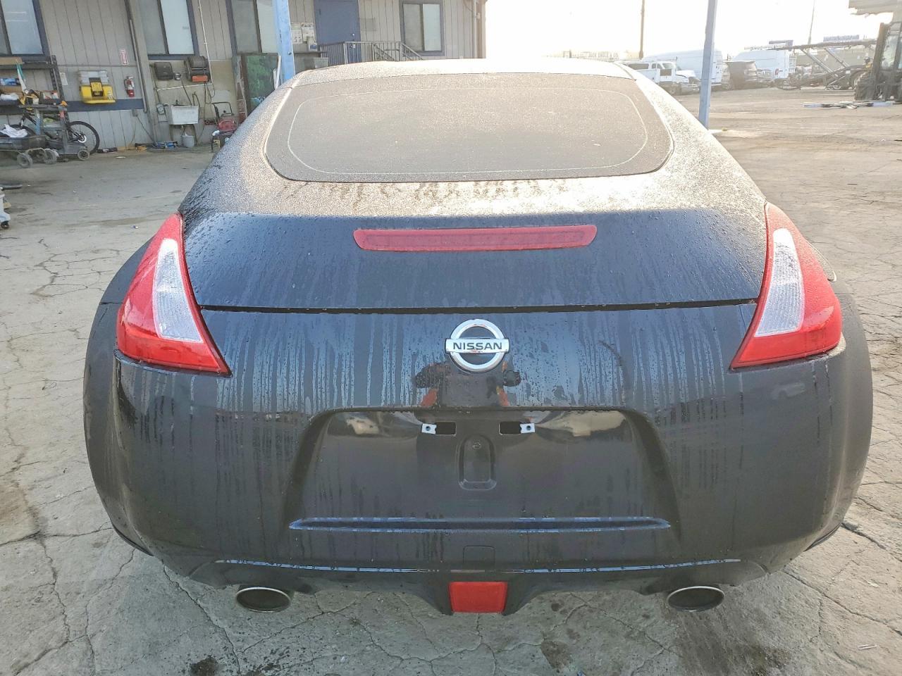 2016 Nissan 370Z Base - zdjęcie 6