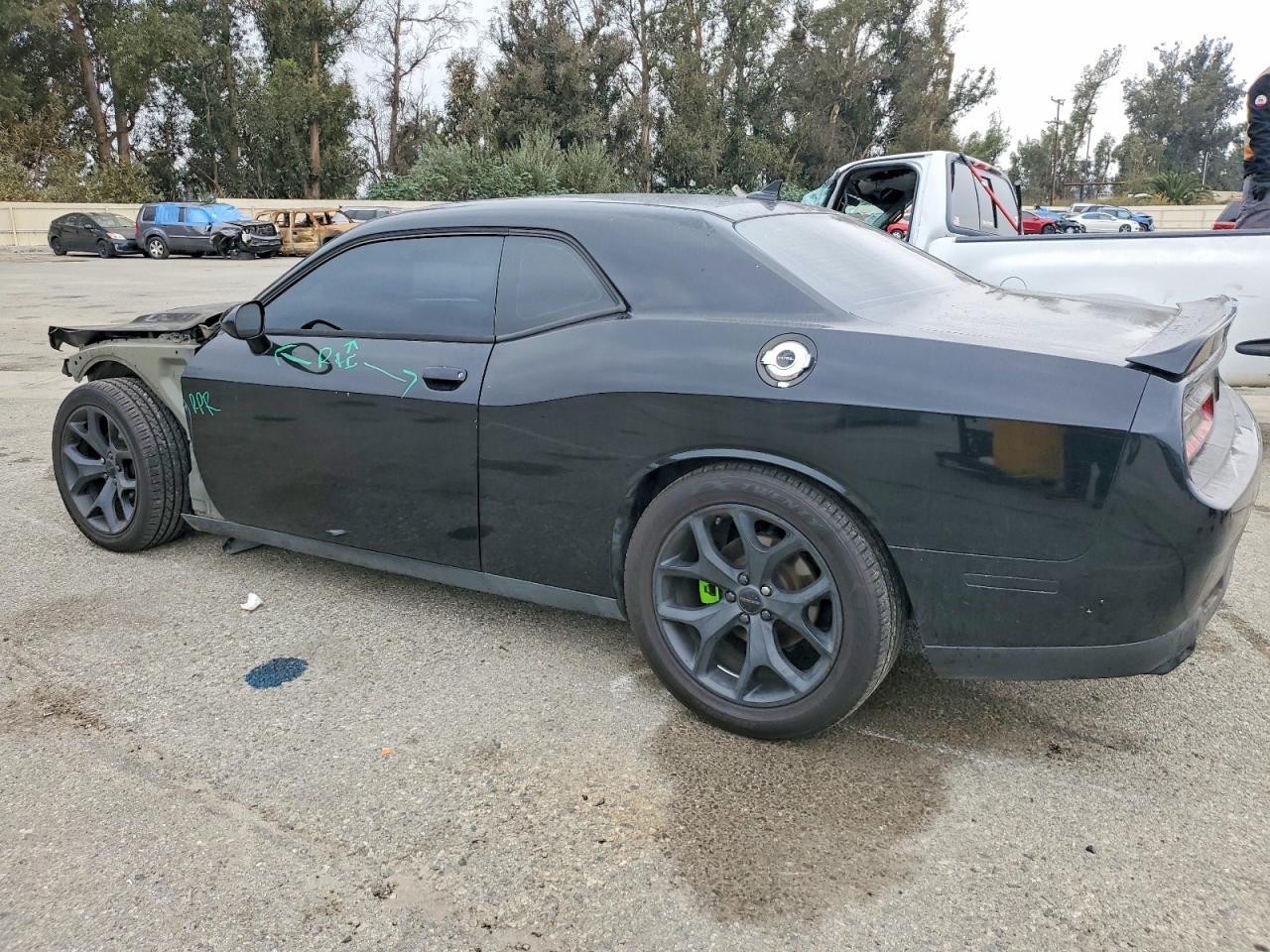 2015 Dodge Challenger Sxt - zdjęcie 2