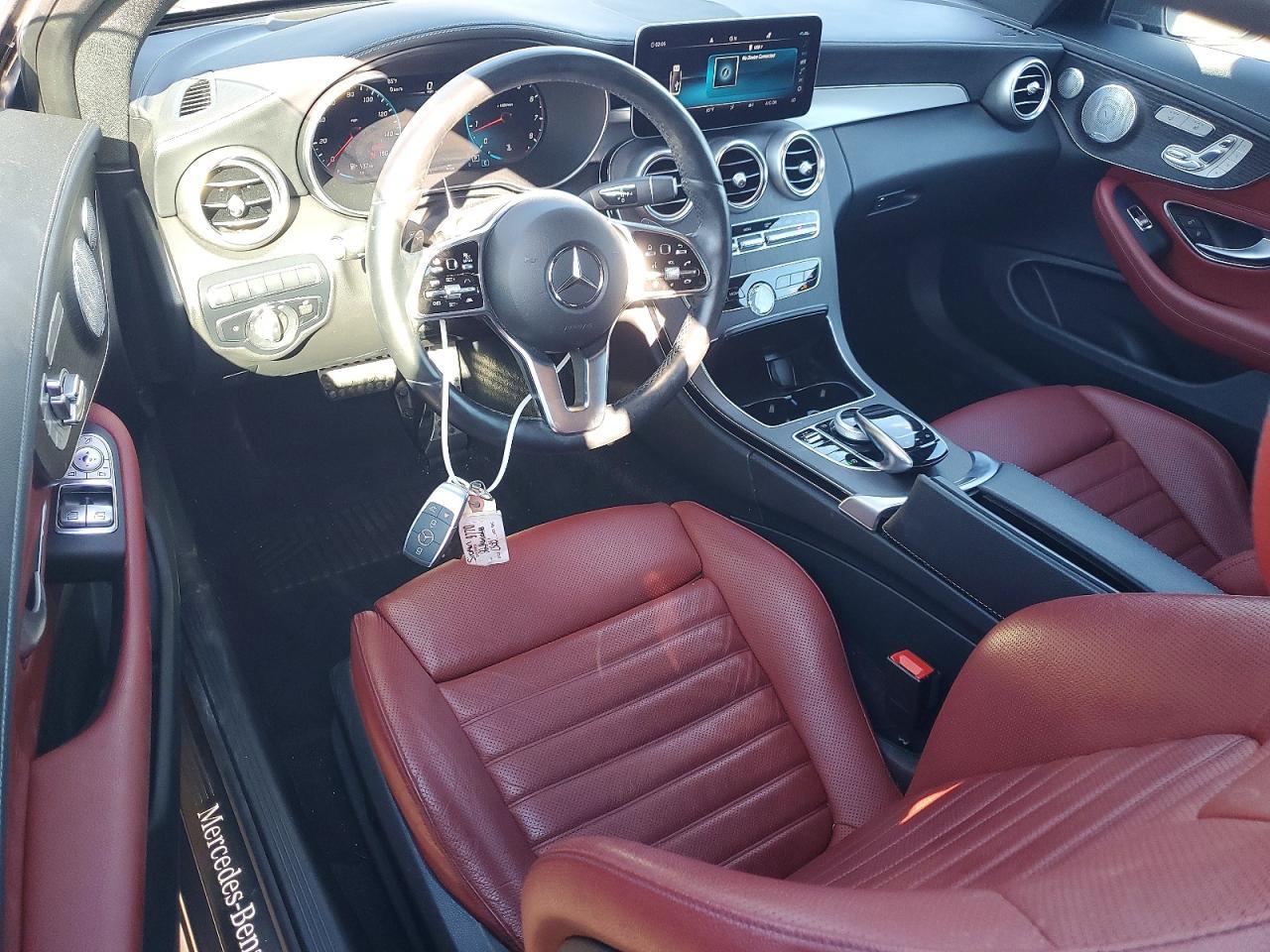 2022 Mercedes-Benz C 300 - zdjęcie 8