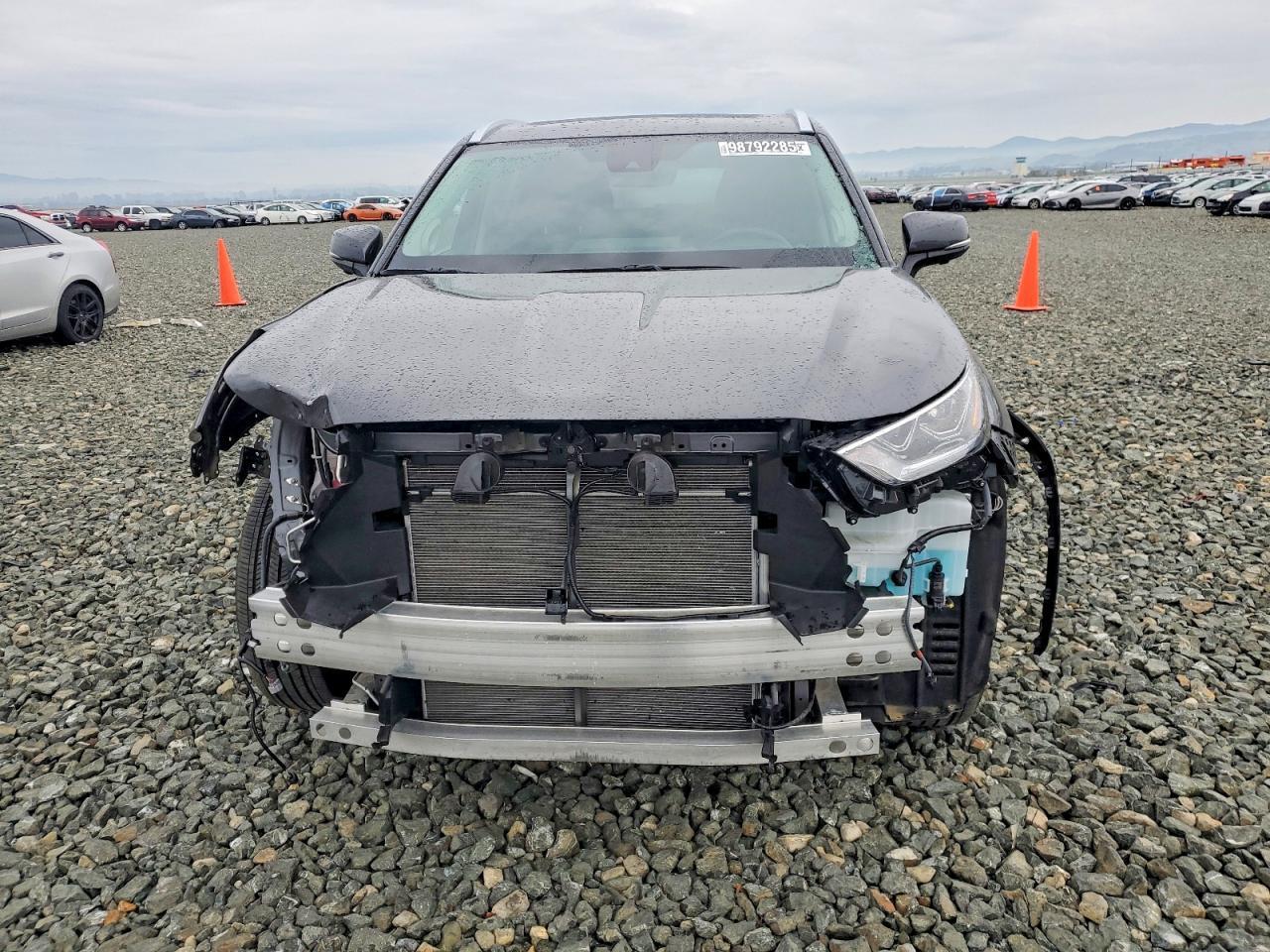 2025 Toyota Highlander Le - zdjęcie 5