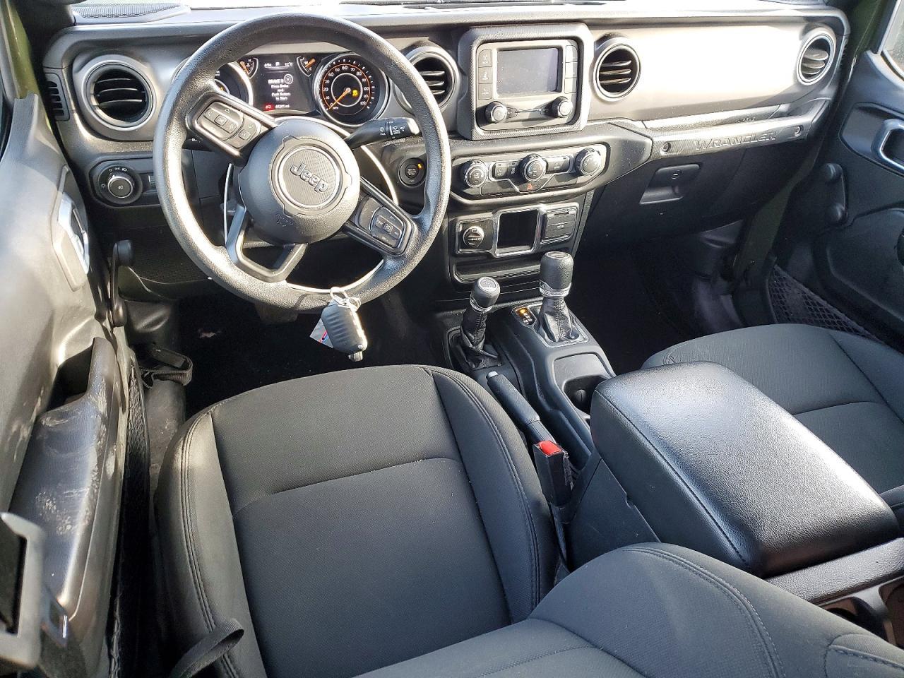 2021 Jeep Wrangler Unlimited Sport - zdjęcie 8