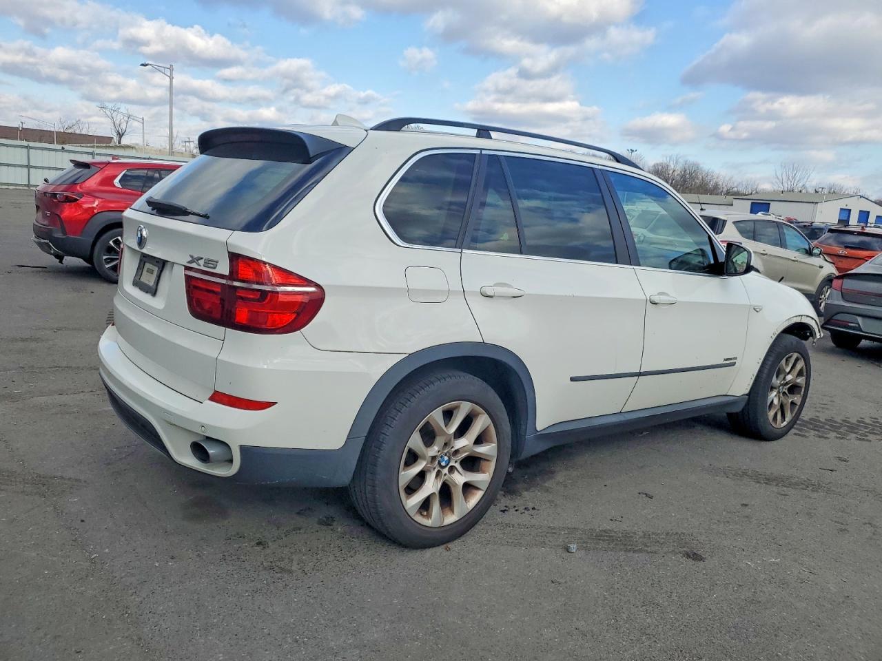 2013 BMW X5 xDrive35I - zdjęcie 3
