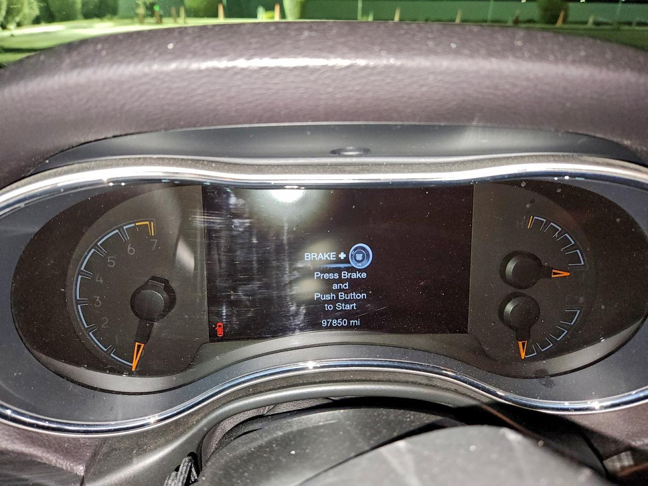 2021 Jeep Grand Cher - zdjęcie 9
