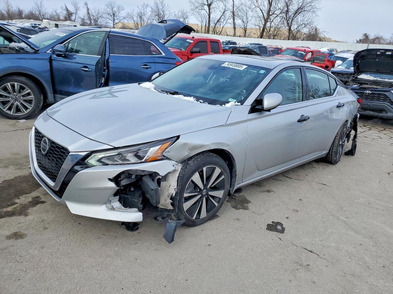 2021 Nissan Altima Sl - zdjęcie główne
