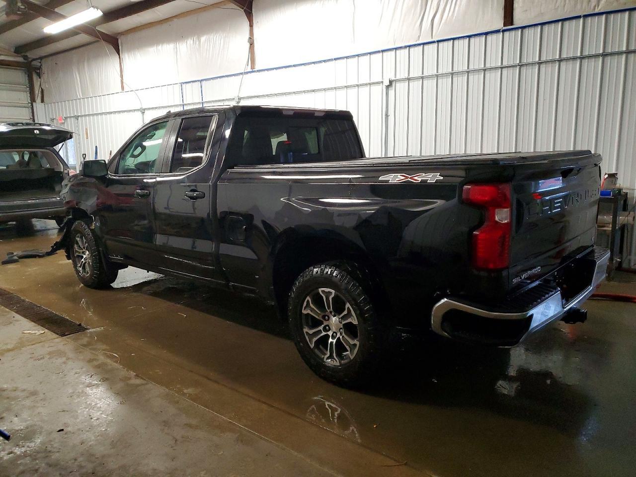 2019 Chevrolet Silverado K1500 Lt - zdjęcie 2