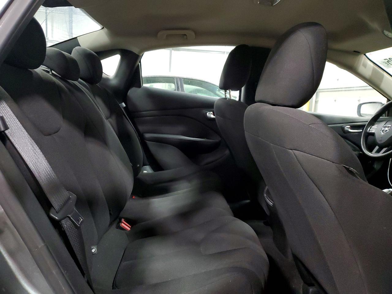 2013 Dodge Dart Se - zdjęcie 10