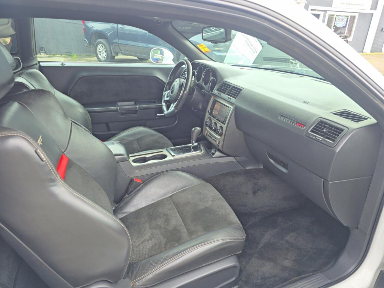 2014 Dodge Challenger Srt-8 - zdjęcie 5