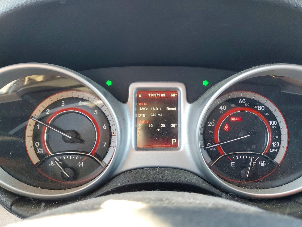 2016 Dodge Journey R/T - zdjęcie 9