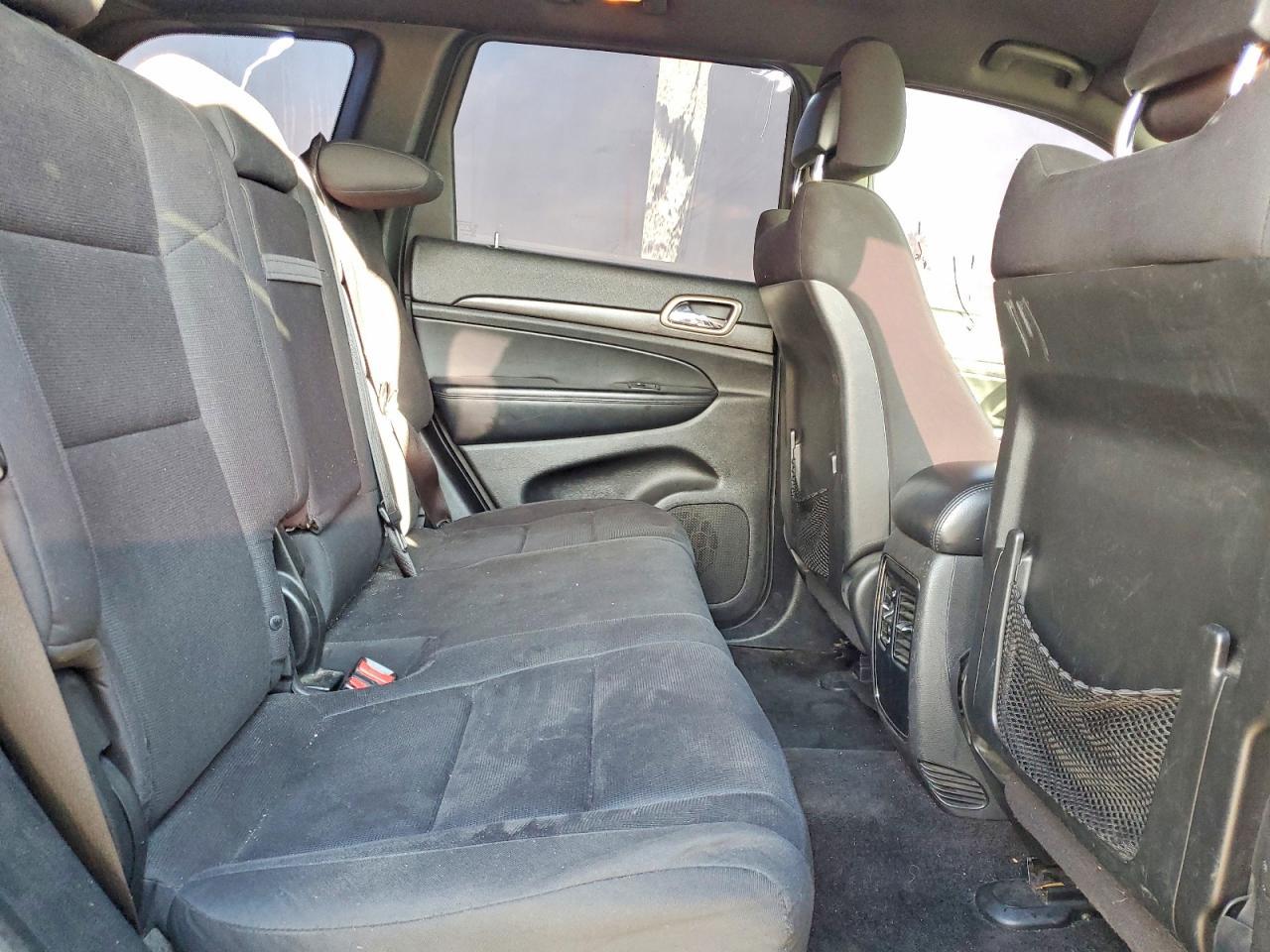 2015 Jeep Grand Cherokee Laredo - zdjęcie 11