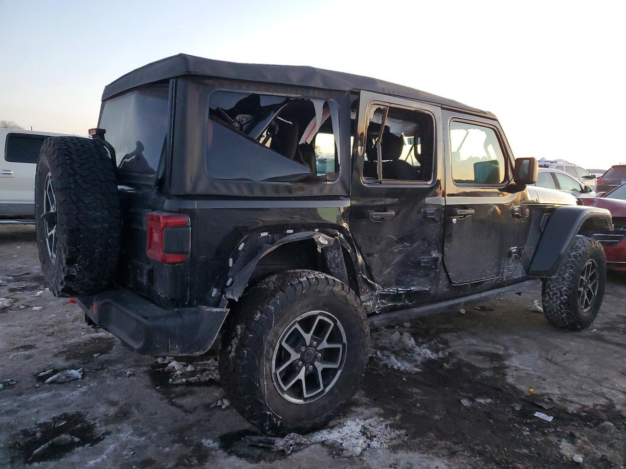 2025 Jeep Wrangler Rubicon - zdjęcie 3