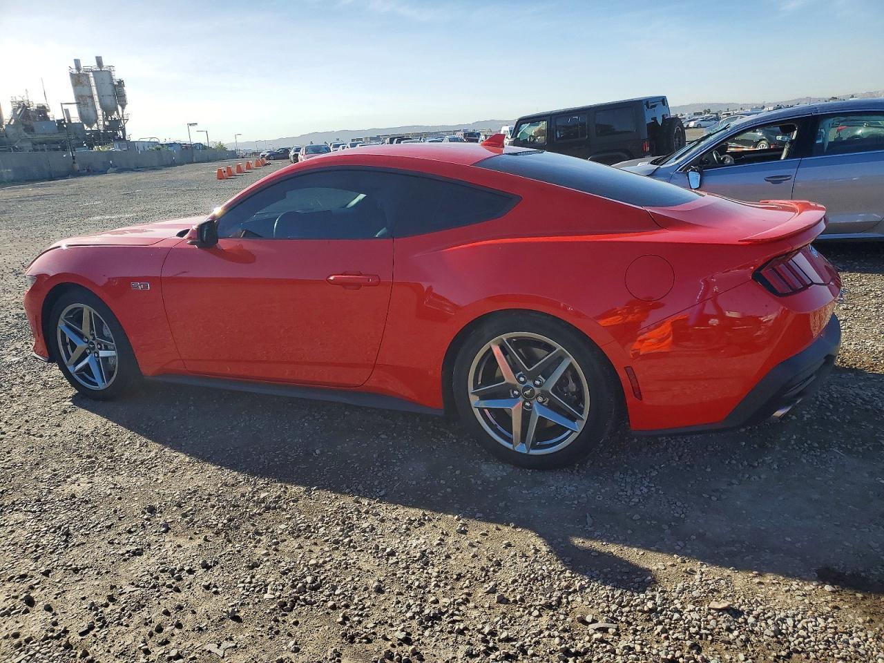 2024 Ford Mustang Gt - zdjęcie 2