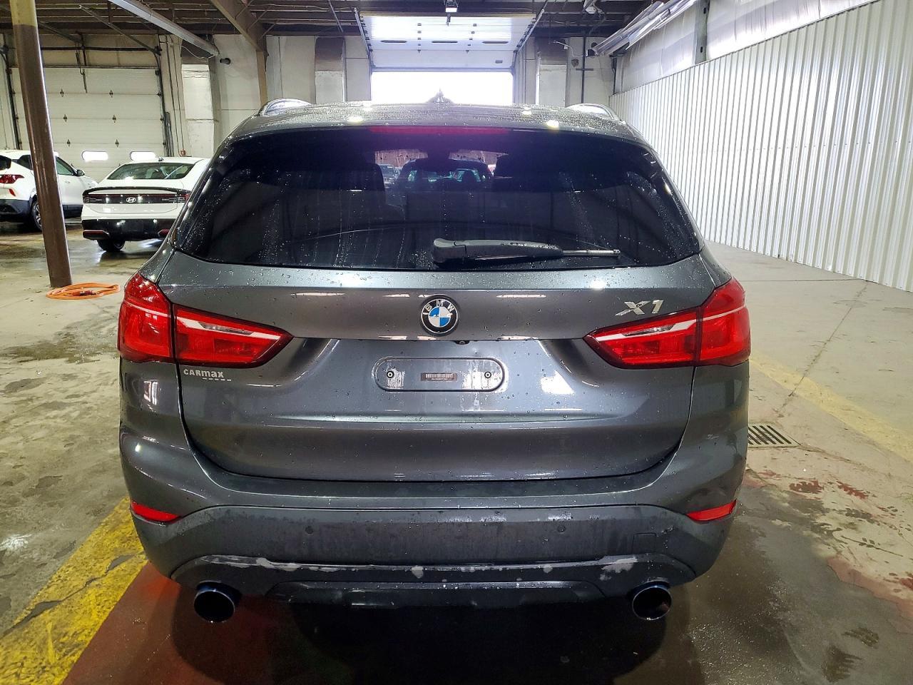 2017 BMW X1 xDrive28I - zdjęcie 6