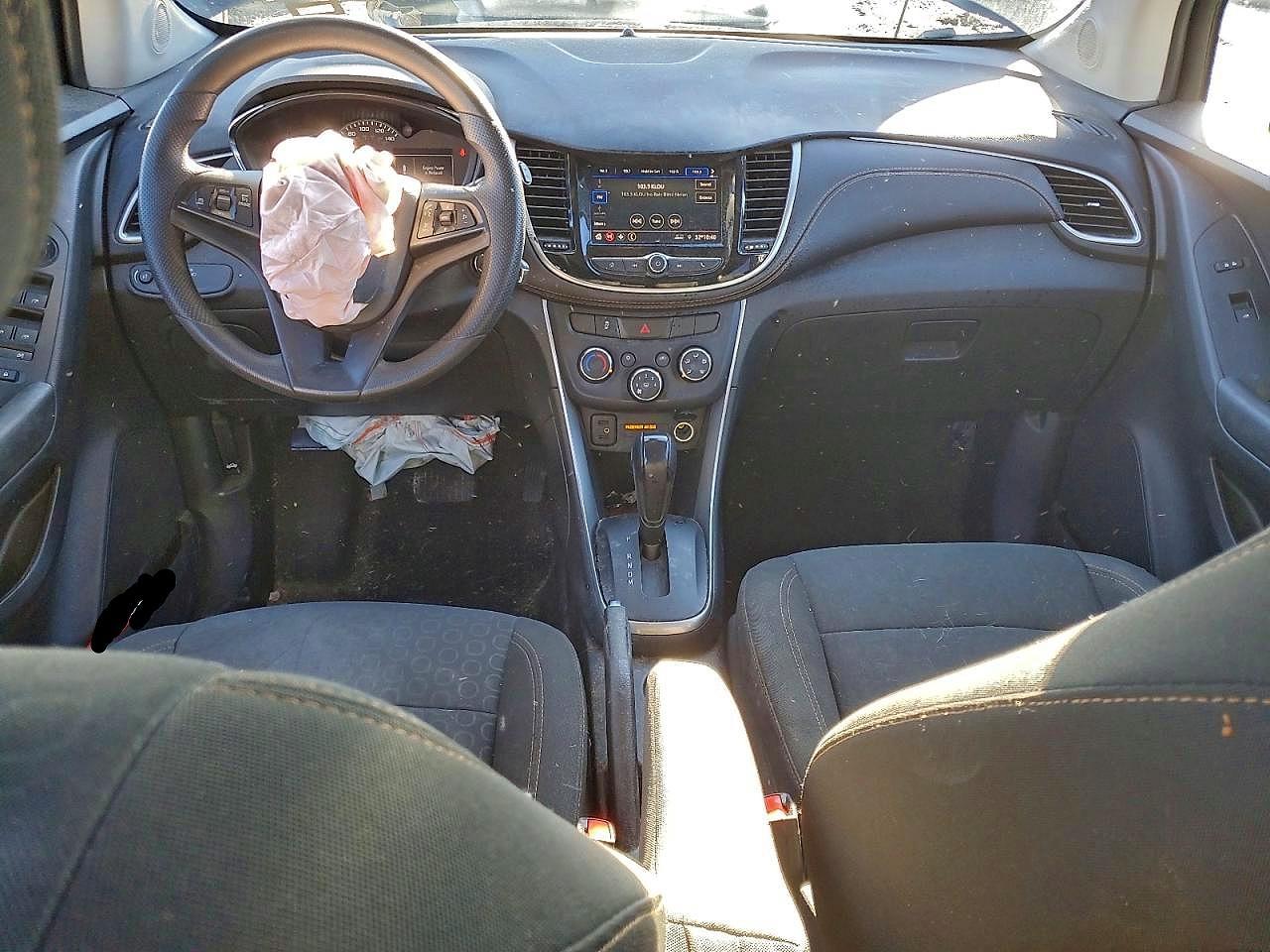 2022 Chevrolet Trax Ls - zdjęcie 8