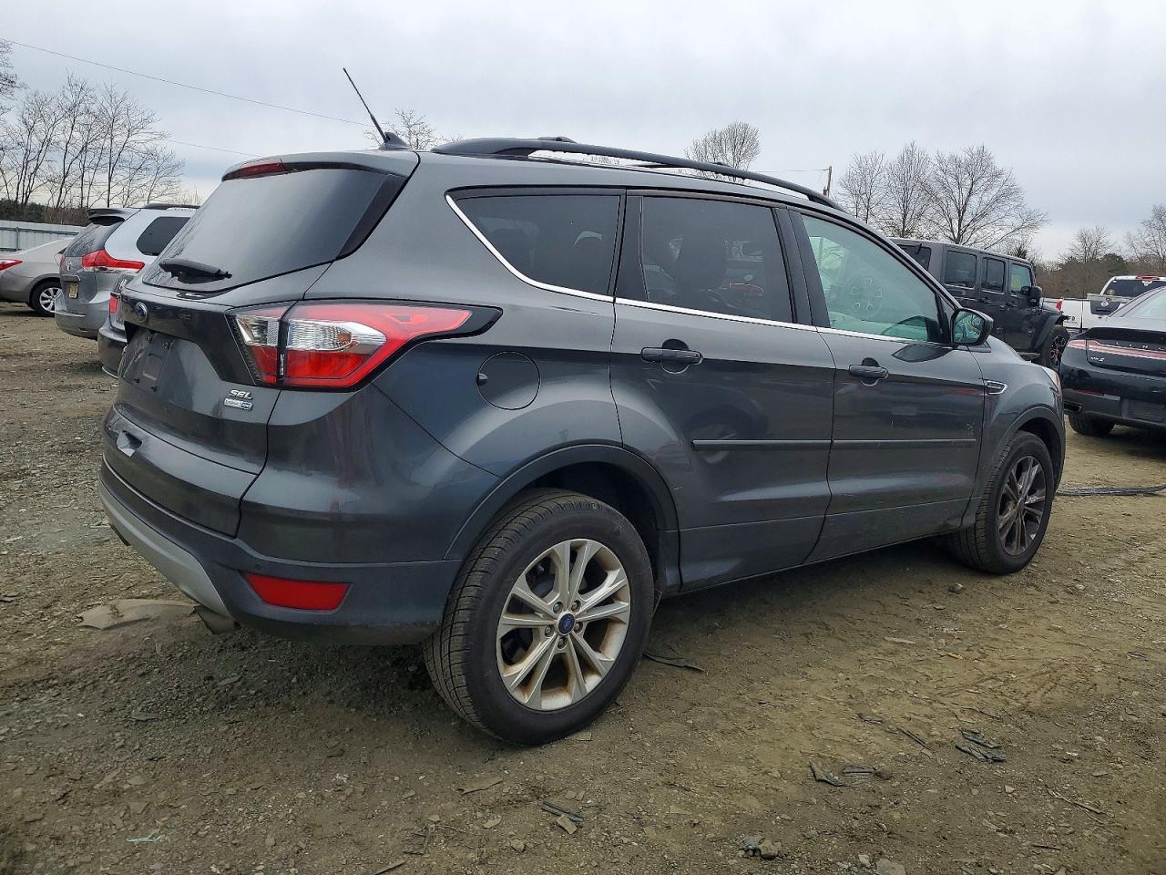 2018 Ford Escape Sel - zdjęcie 3