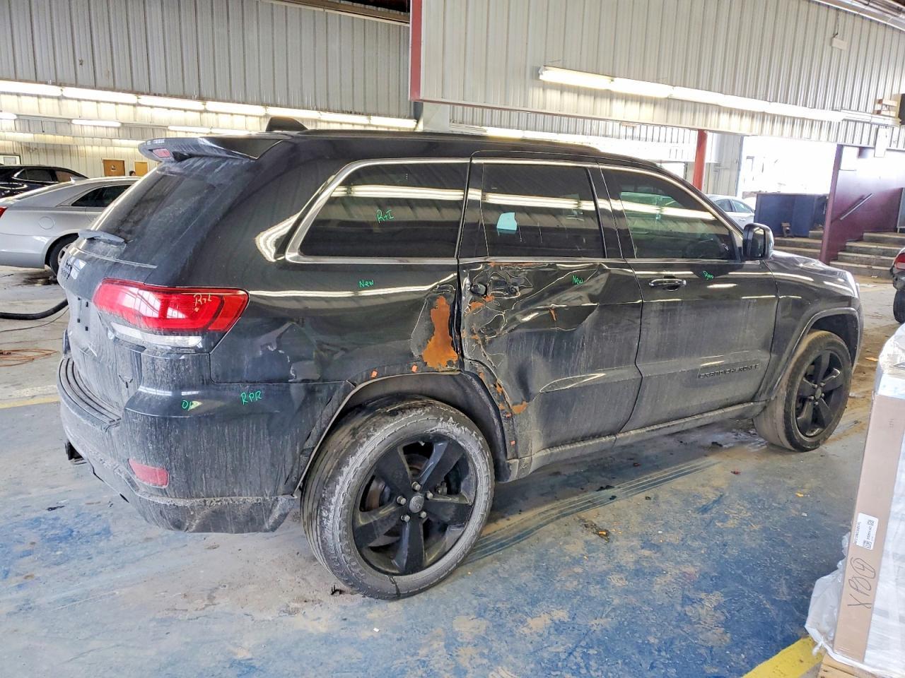 2015 Jeep Grand Cherokee Laredo - zdjęcie 3