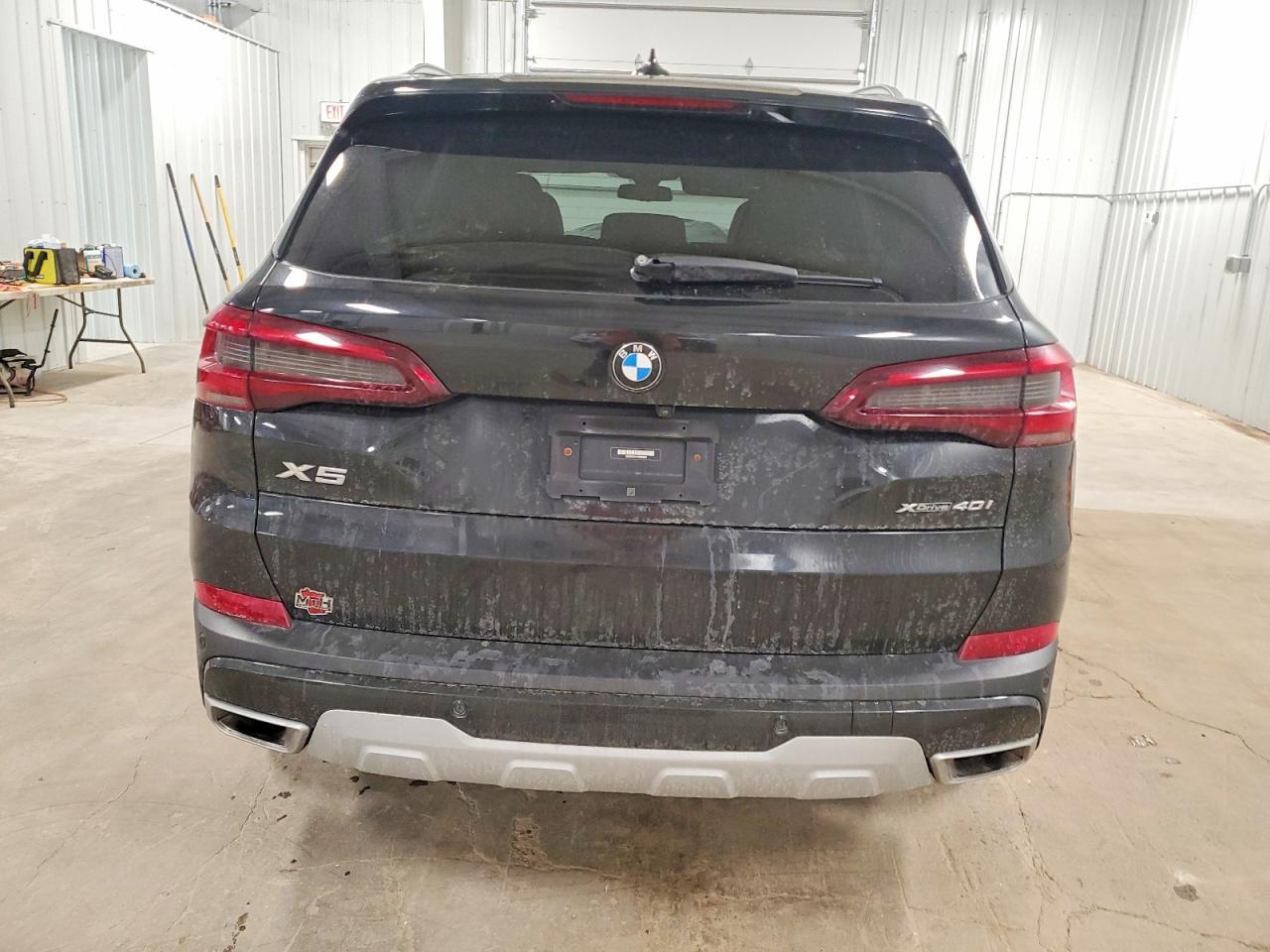 2023 BMW X5 xDrive40I - zdjęcie 6
