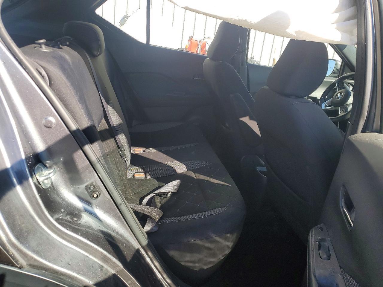 2019 Nissan Kicks S - zdjęcie 10