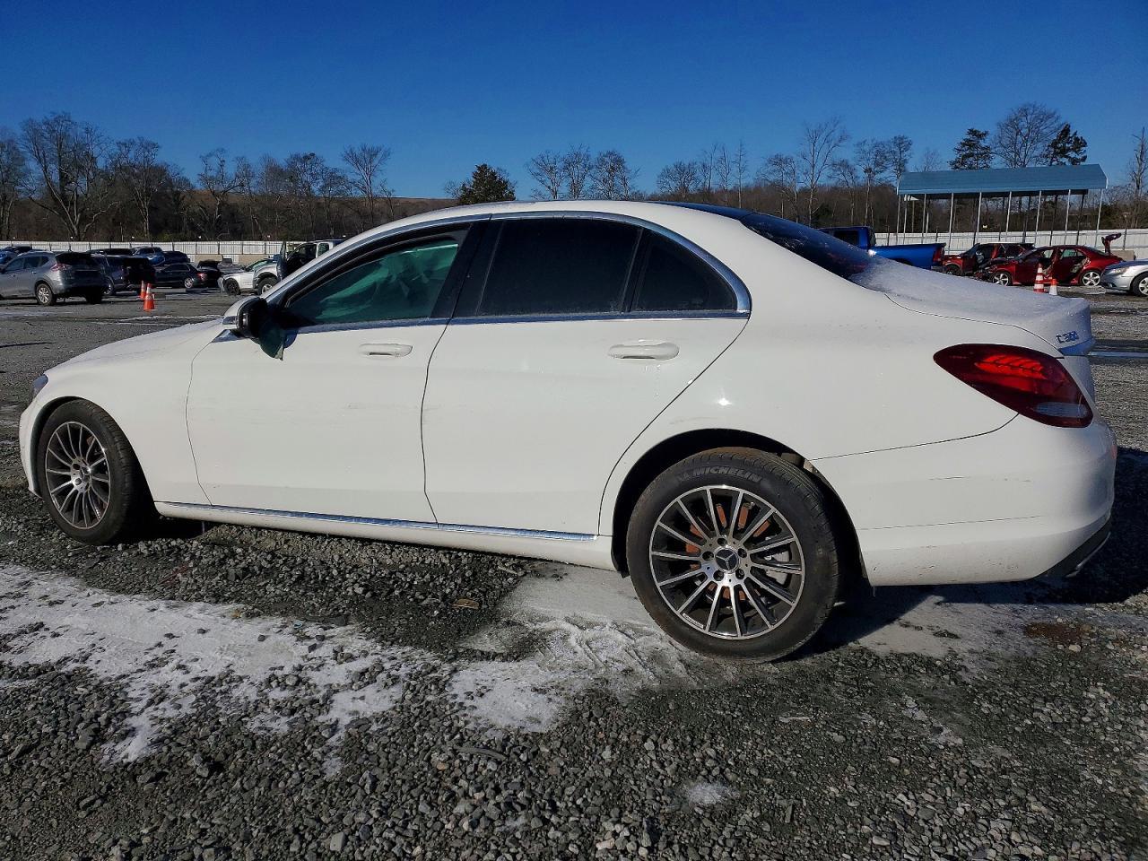 2017 Mercedes-Benz C 300 - zdjęcie 2
